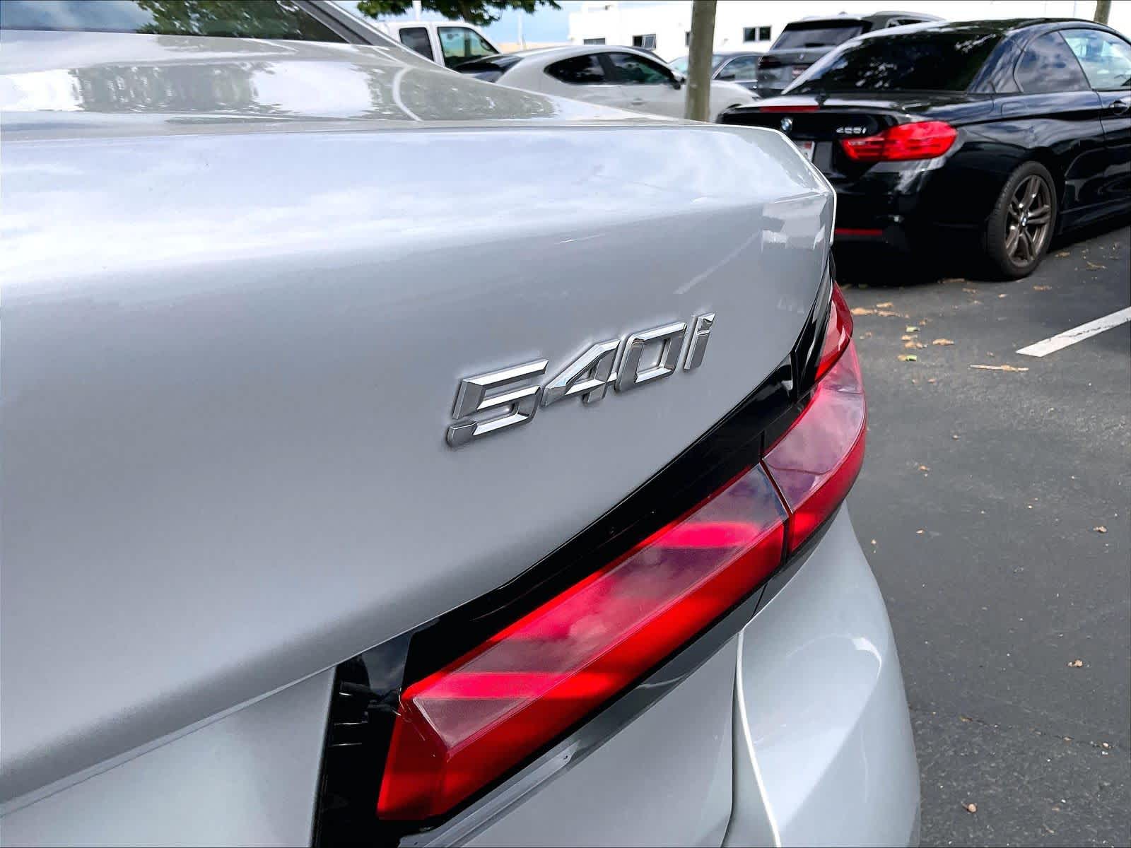 2021 BMW 540i 540i photo 3