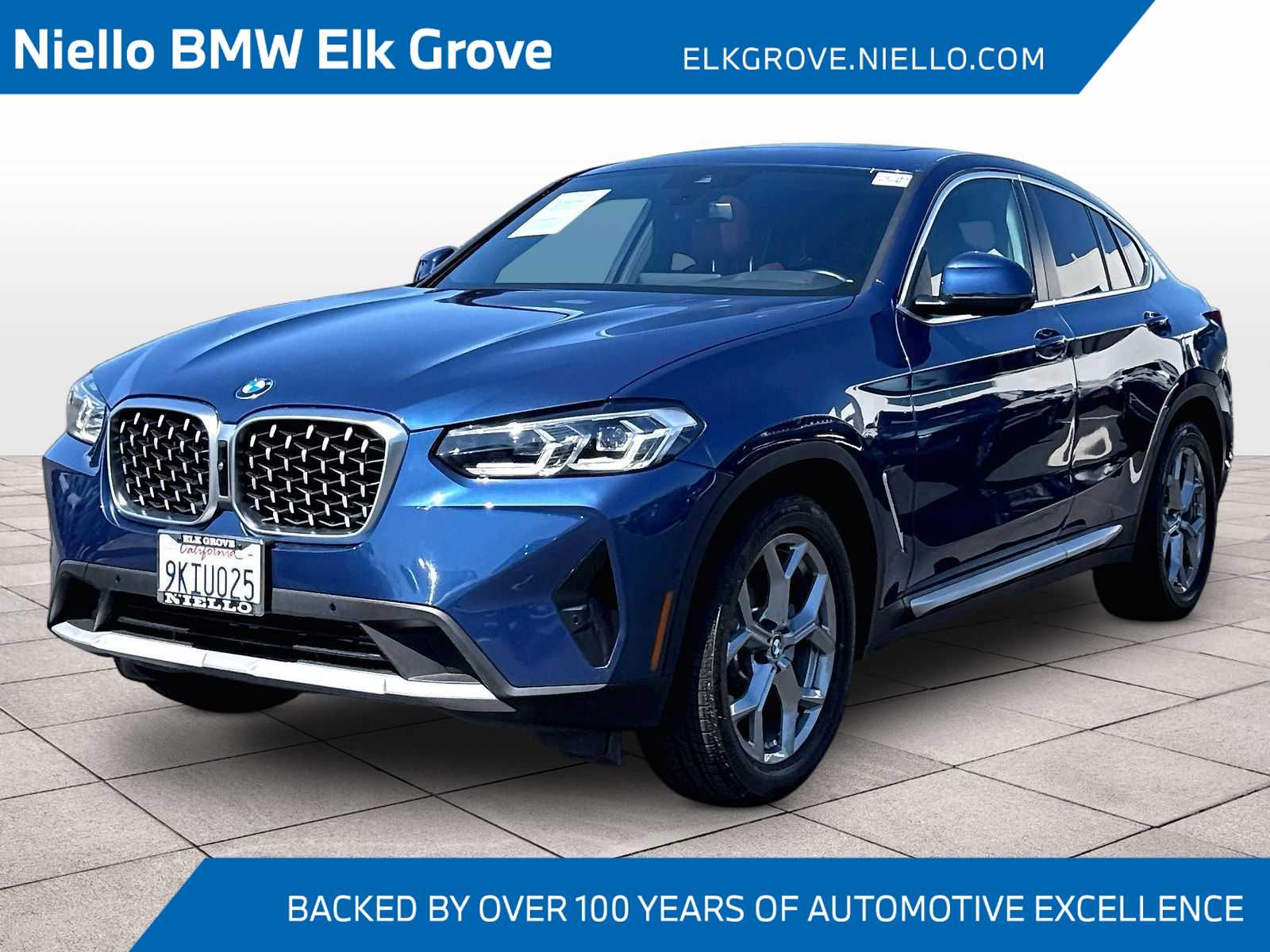 2022 BMW X4 xDrive30i's photo