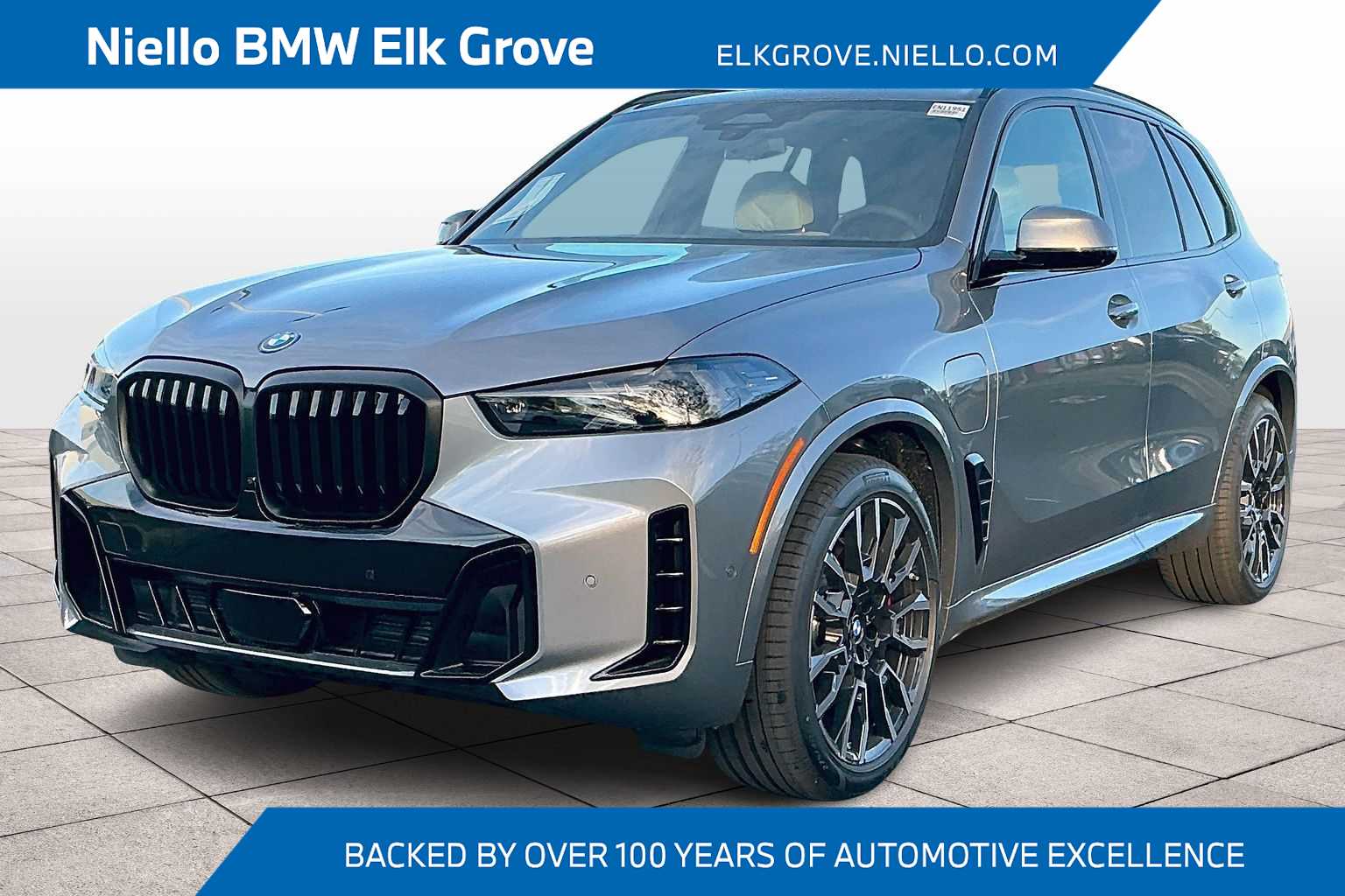 2026 BMW X5 50e's photo