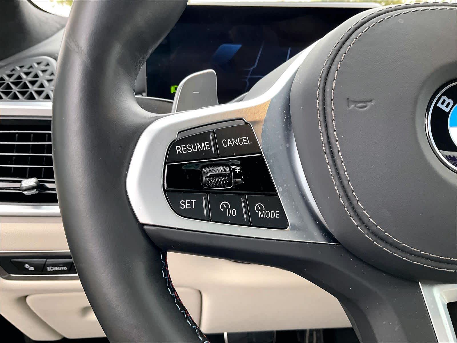 2025 BMW X7 M60i - Photo 18
