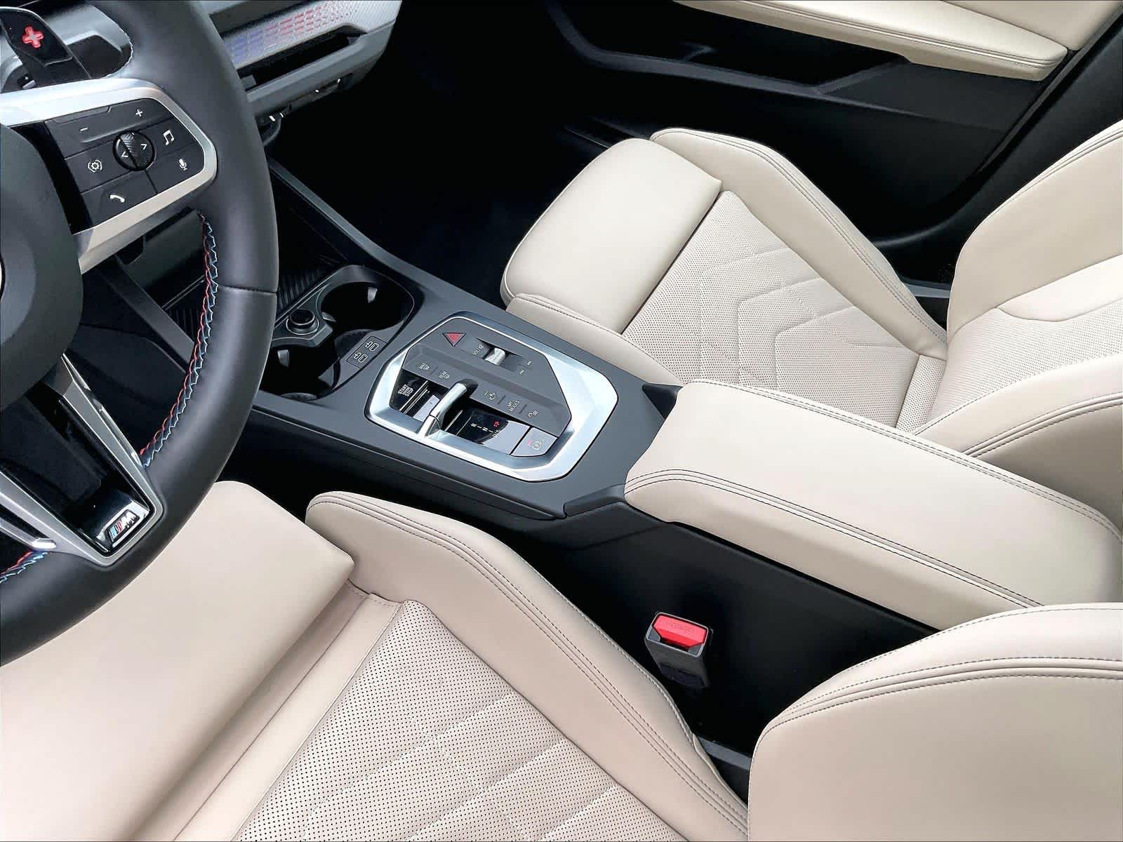 2025 BMW 2 Series M235 - Photo 16