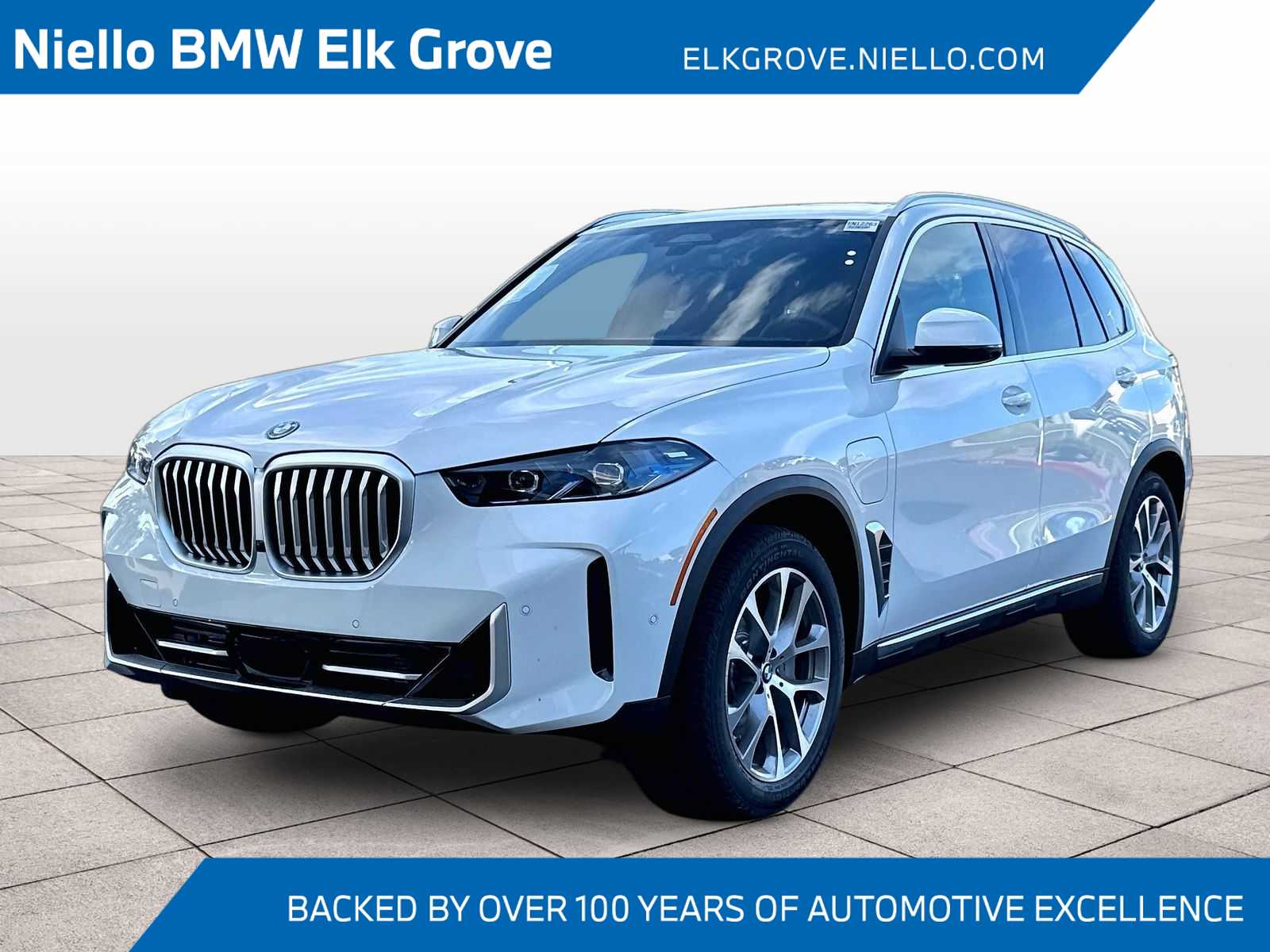 2026 BMW X5 xDrive50e's photo