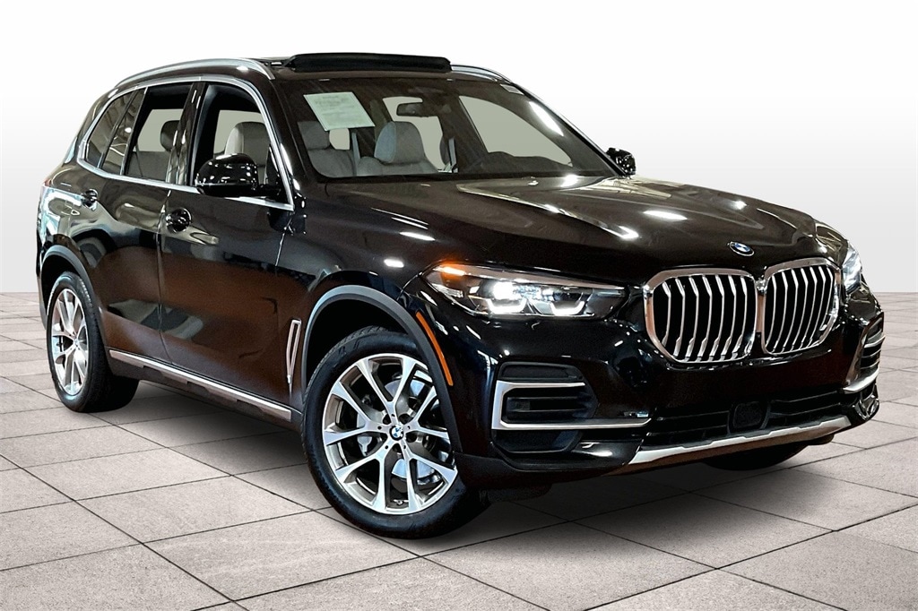 Used 2022 BMW X5 40i with VIN 5UXCR6C08N9J28182 for sale in Elk Grove, CA