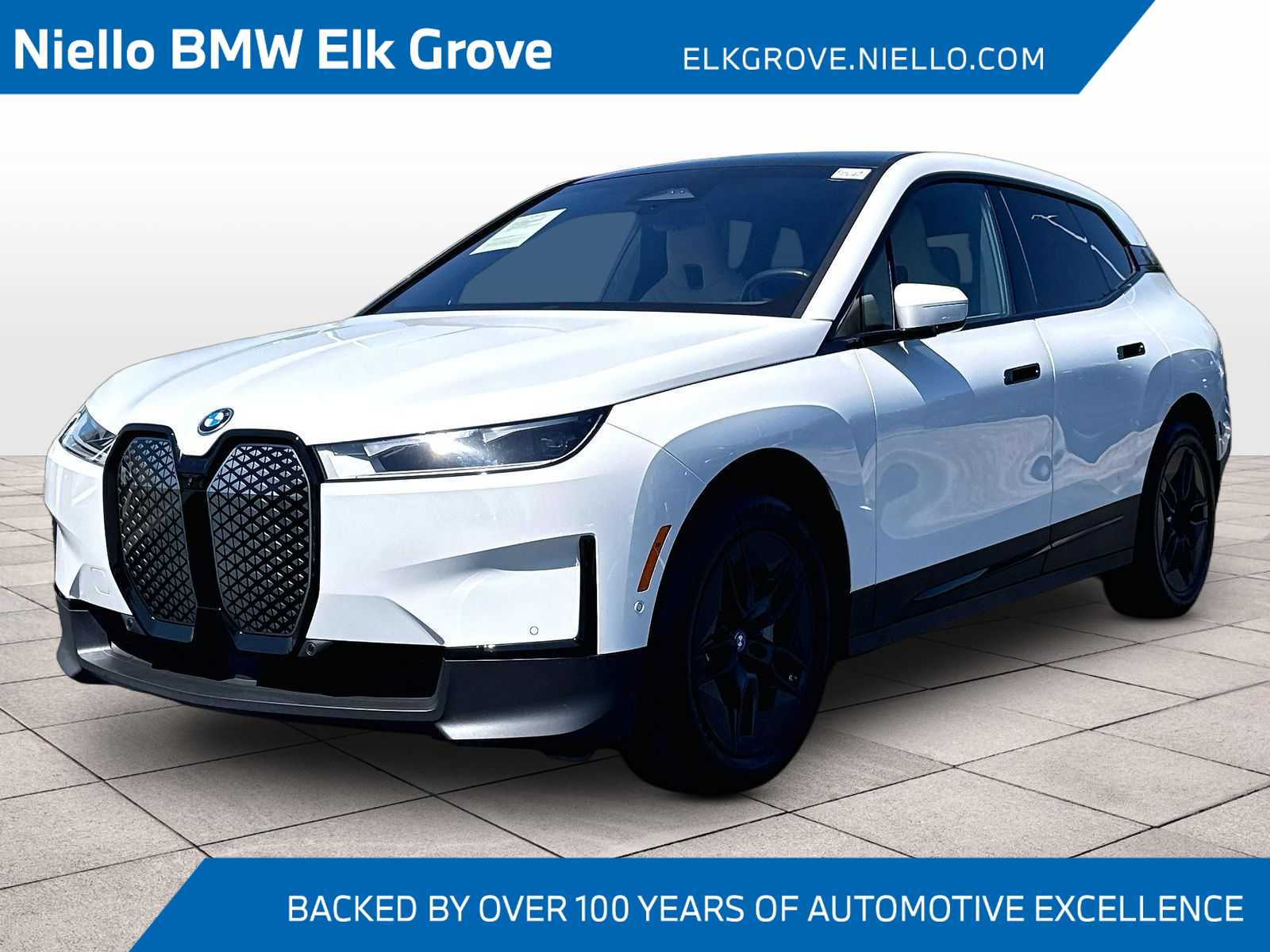 2024 BMW iX xDrive50's photo