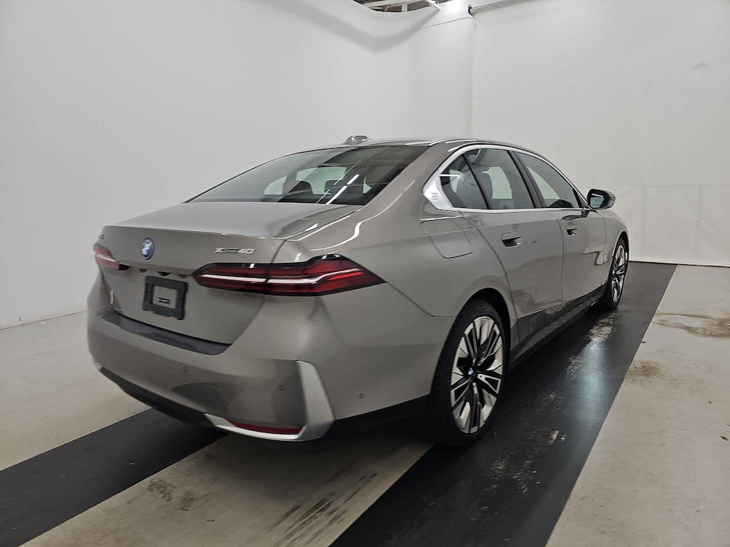 Used 2026 BMW i5 xDrive40 Sedan