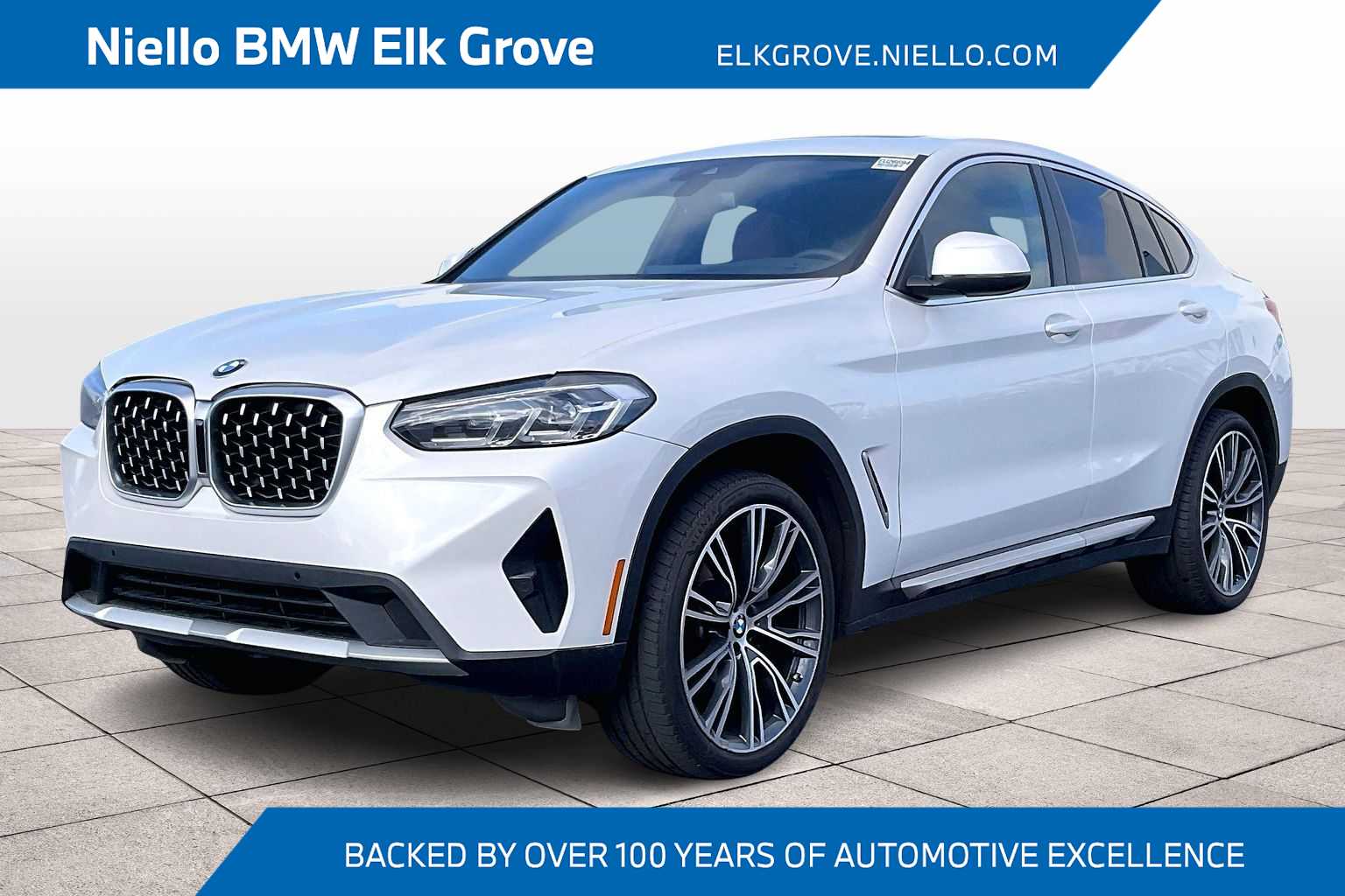 2024 BMW X4 30i's photo