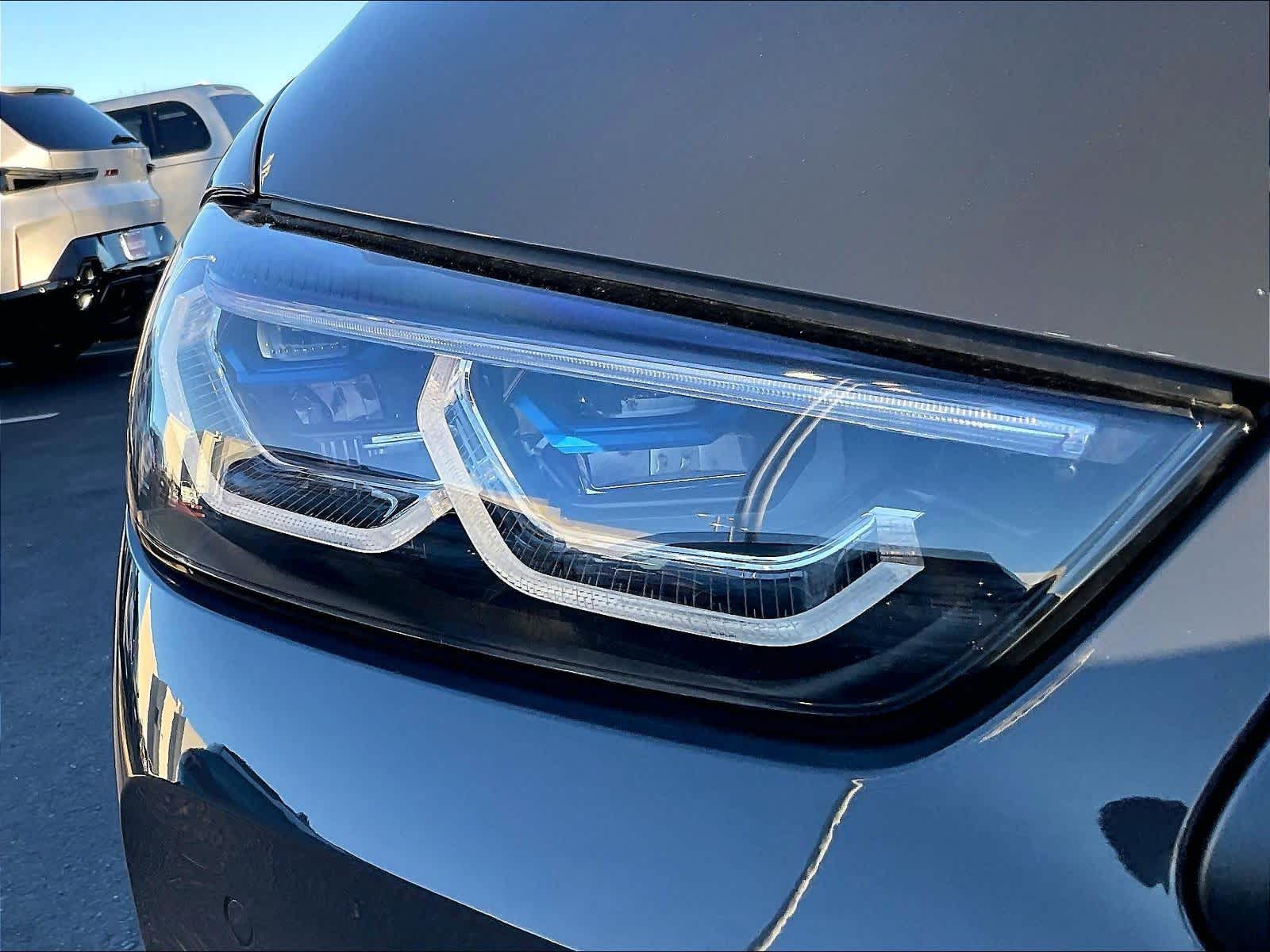 2026 BMW 8 Series 840i - Photo 28