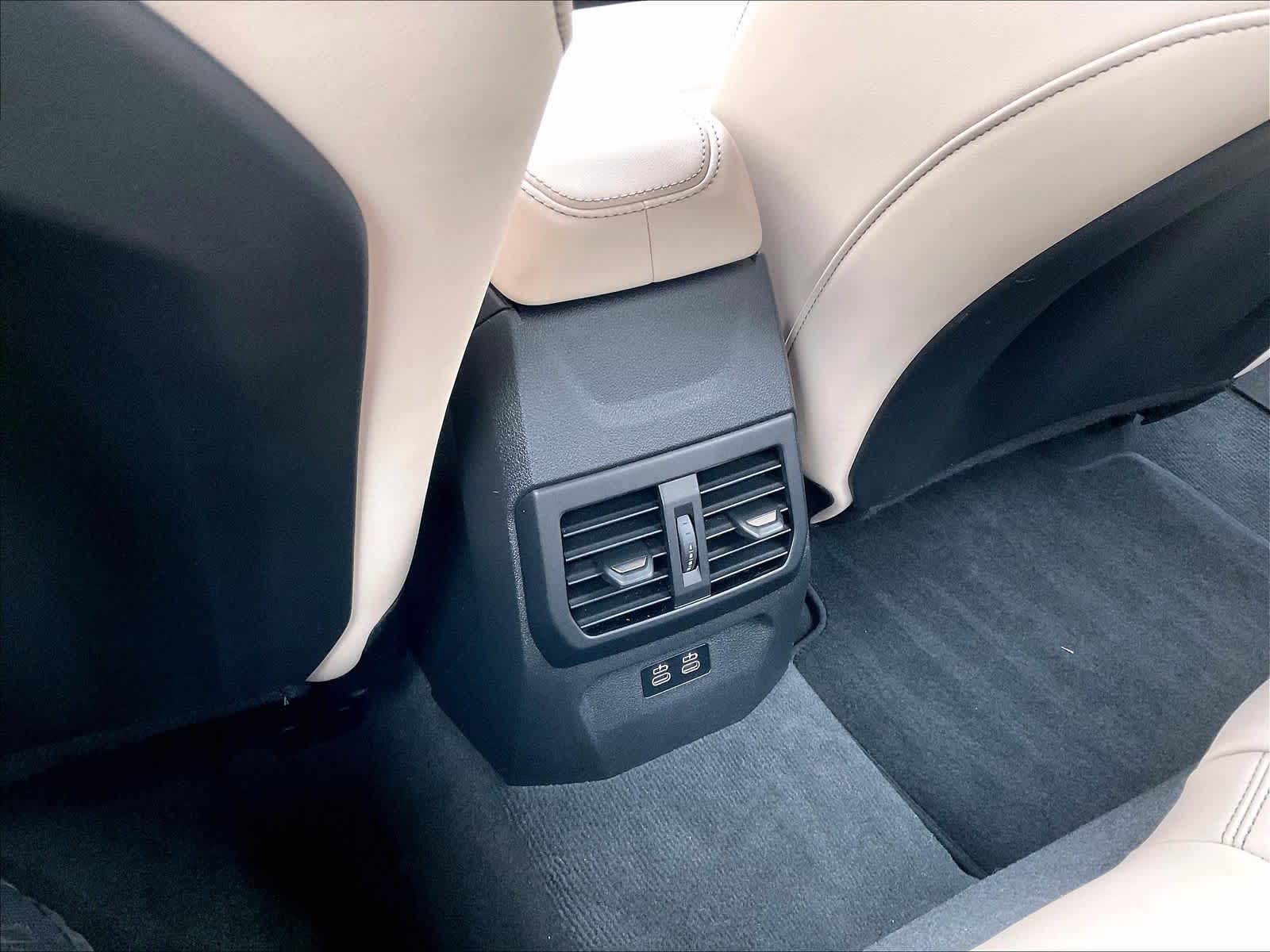 2025 BMW 2 Series M235 - Photo 31