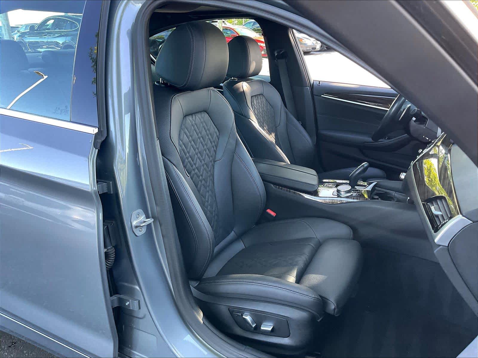 2023 BMW 530e 530e photo 6