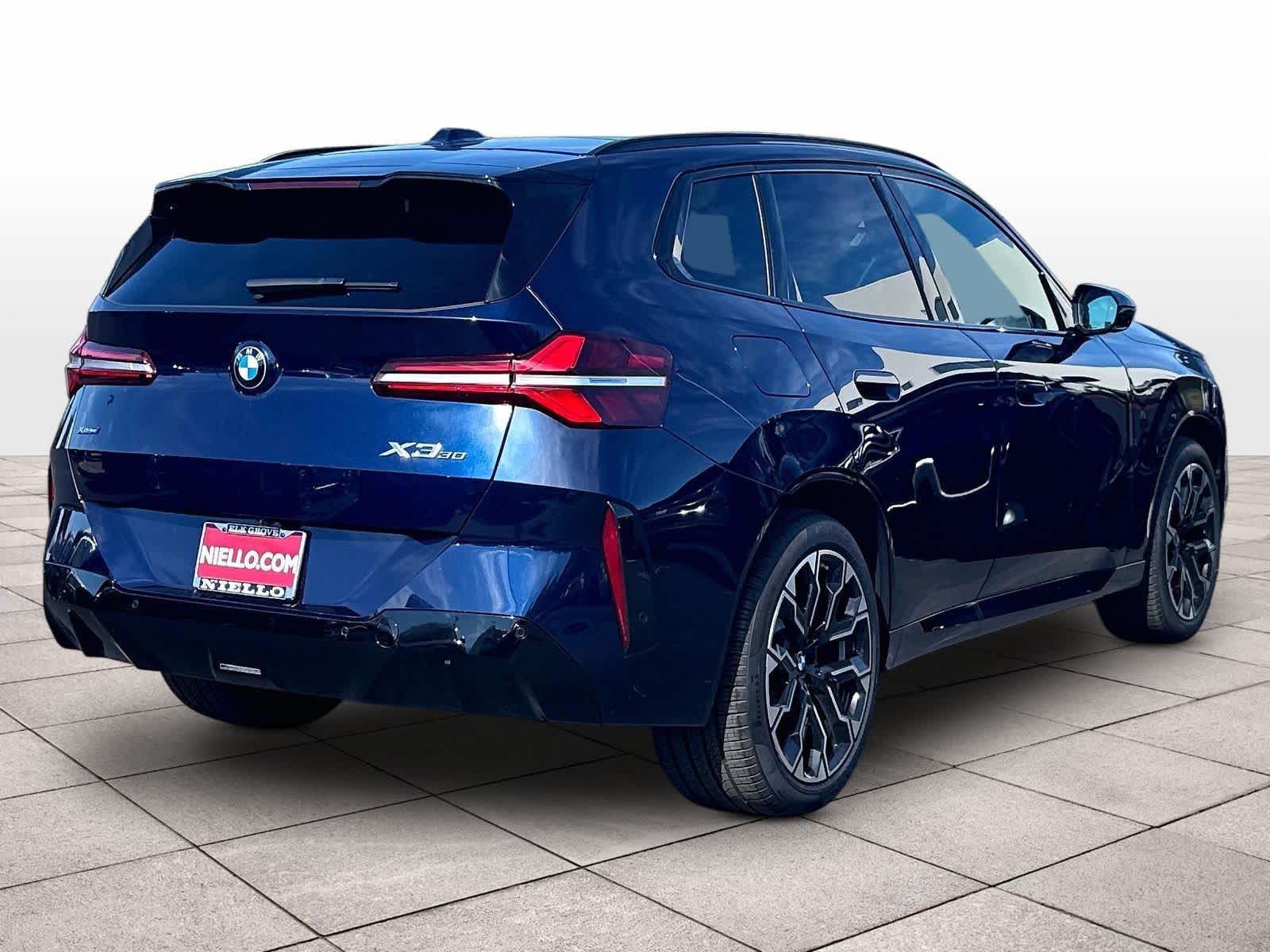 2026 BMW X3 30 - Photo 15
