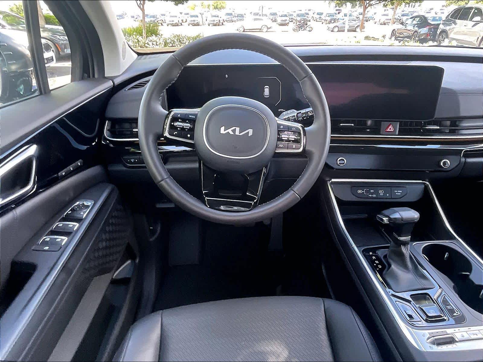 2026 Kia Carnival SX Prestige photo 5