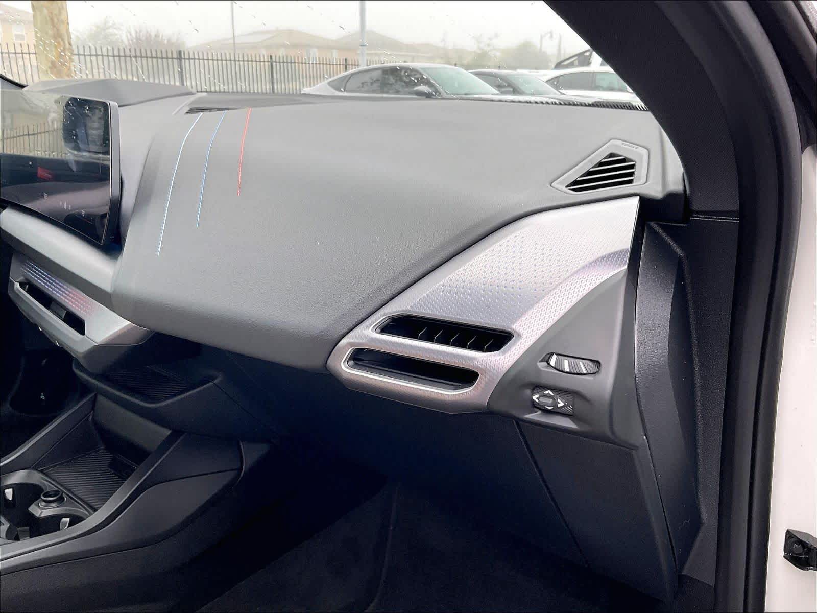 2025 BMW 2 Series M235 - Photo 15