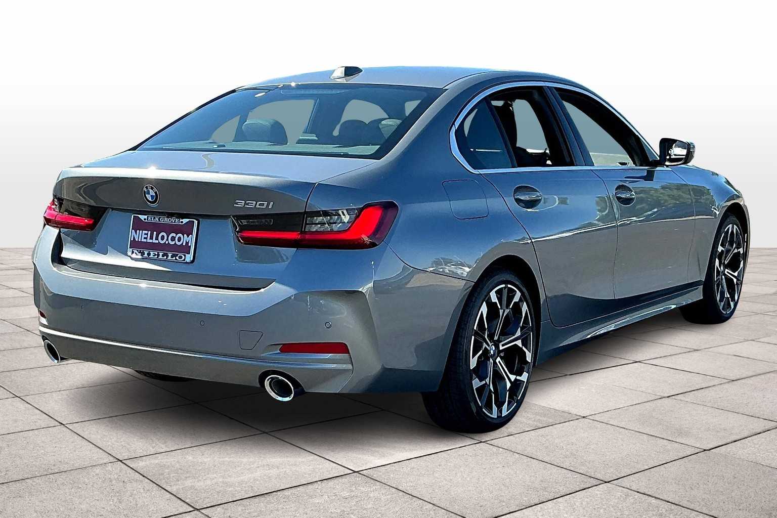 2025 Bmw 330i photo 4