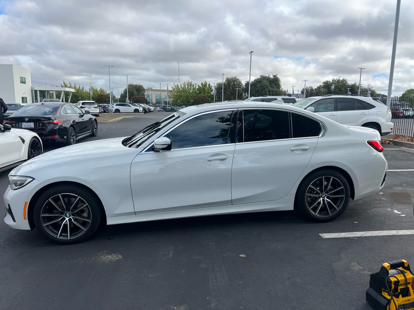 2021 Bmw 330i photo 2