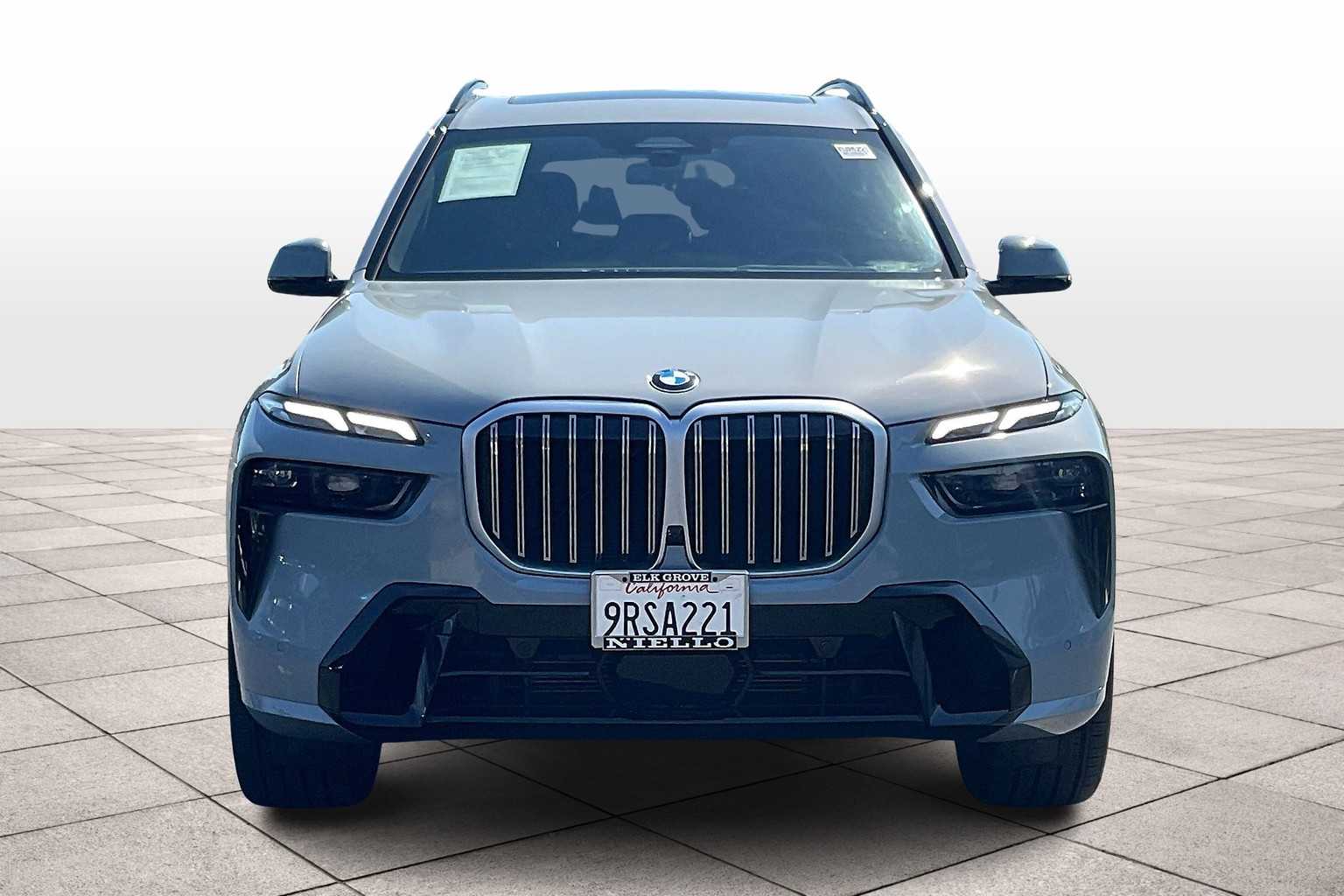 2025 Bmw X7 xDrive40i photo 3