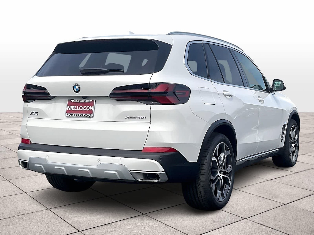 New 2026 BMW X5 xDrive40i xDrive40i Sports Activity Vehicle