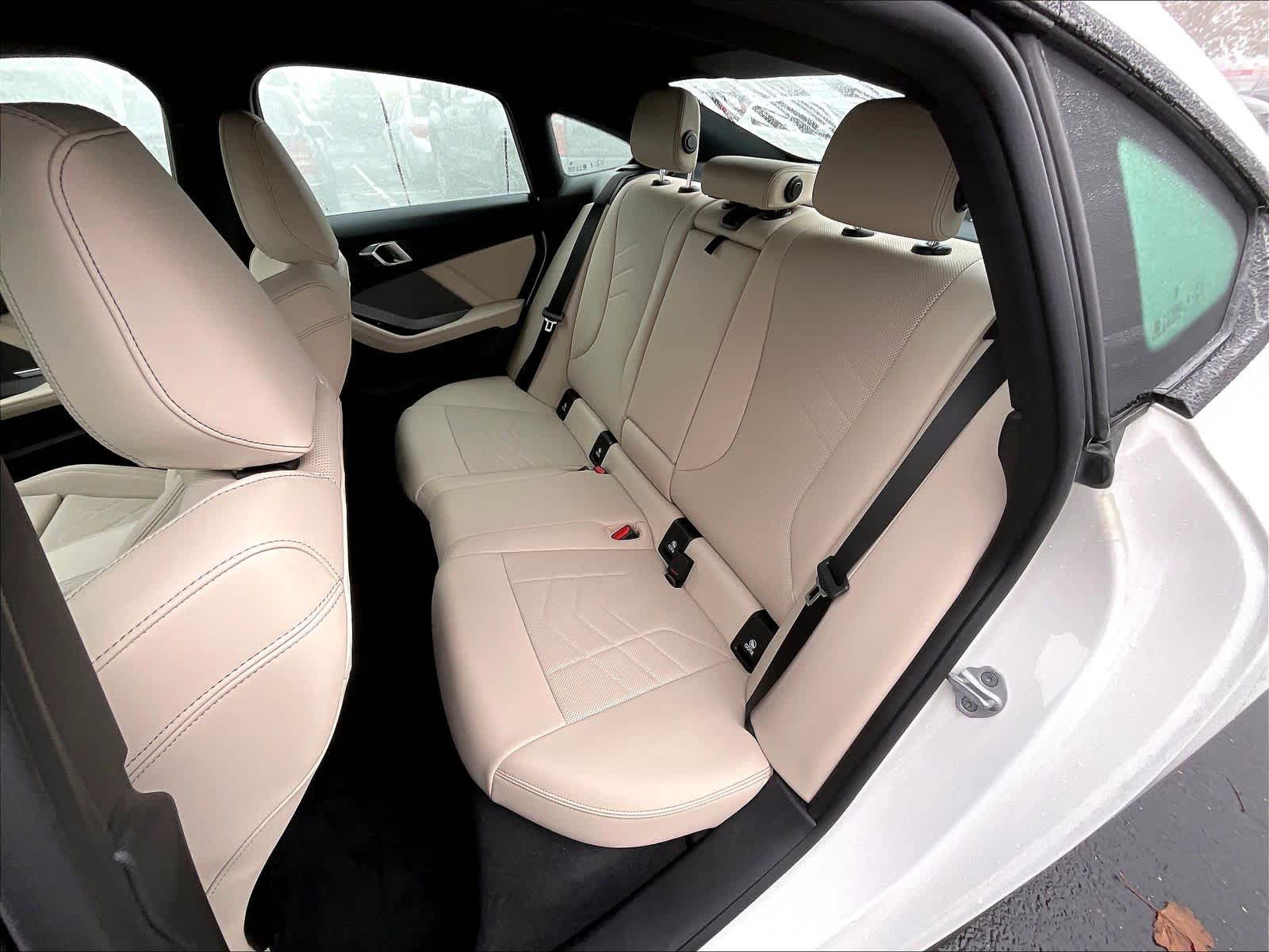 2025 BMW 2 Series M235 - Photo 24