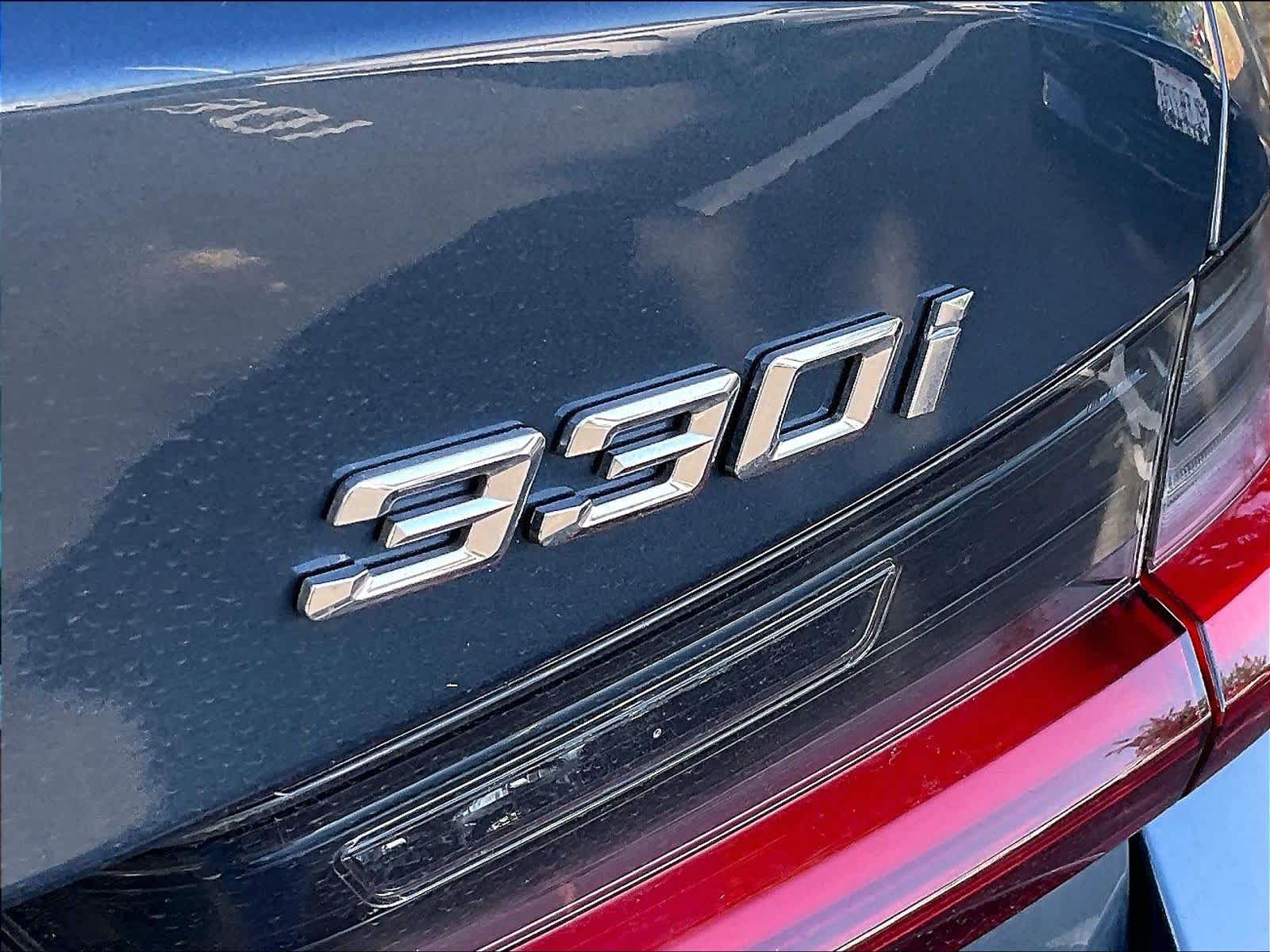 2026 BMW 330i NA xDrive 330i NA xDrive photo 3