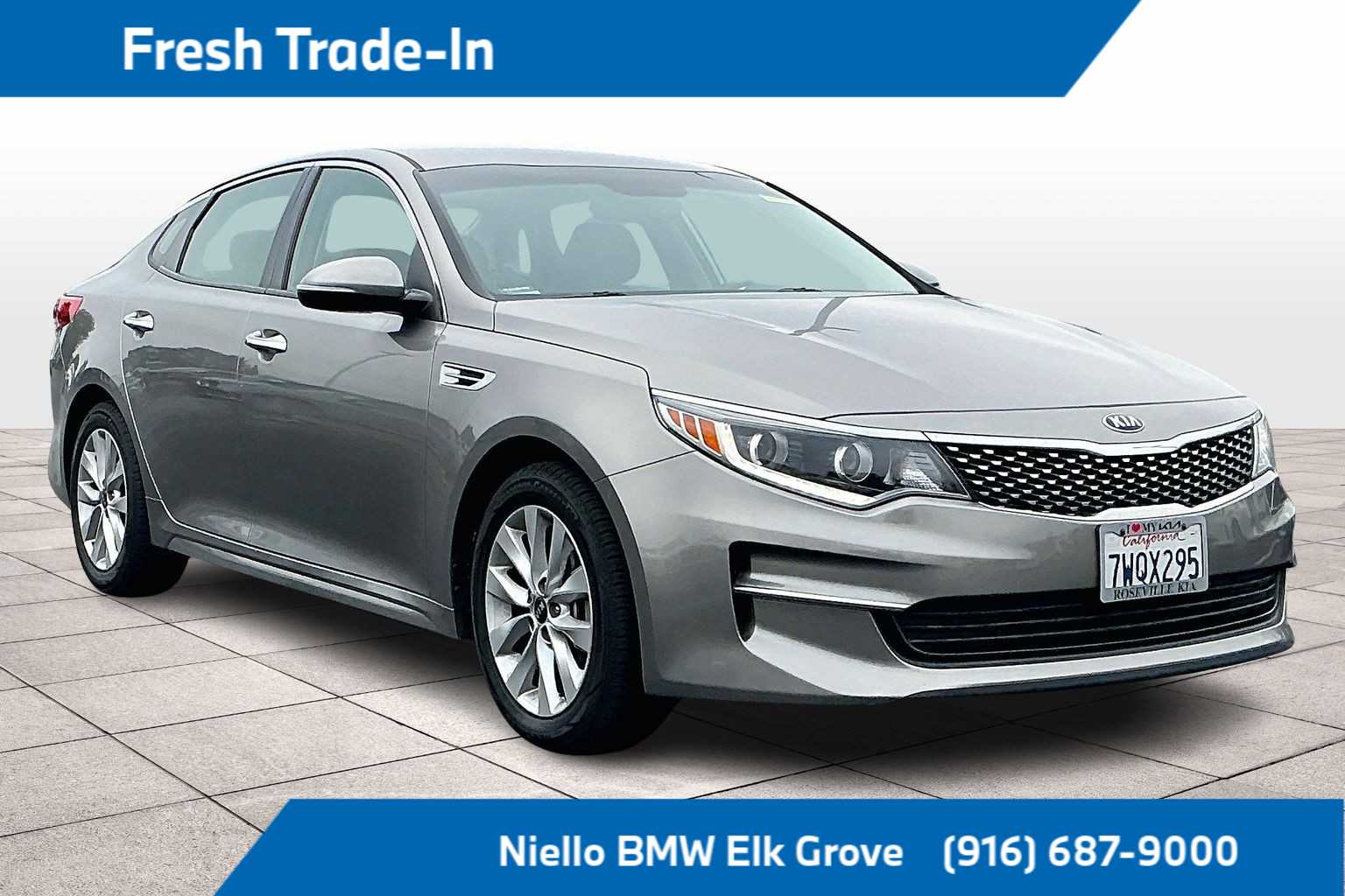 2017 Kia Optima EX photo 2