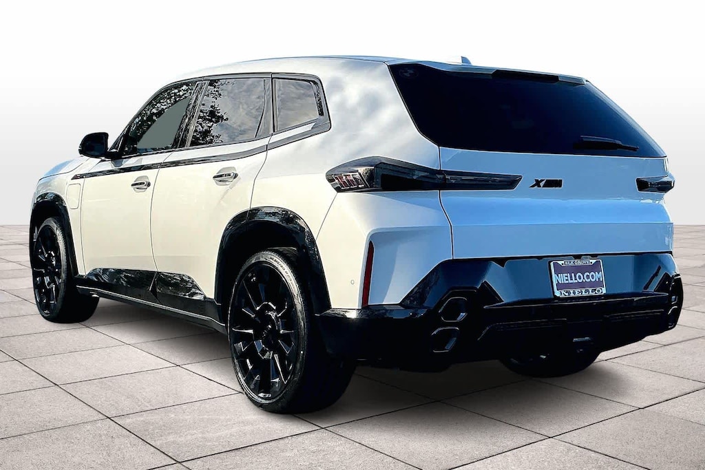 New 2026 BMW XM Label Sports Activity Vehicle