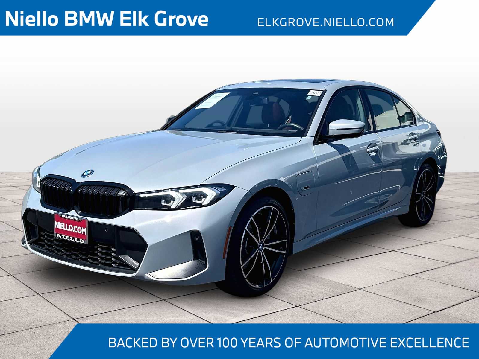 2023 BMW 3 Series 330e Sedan's photo