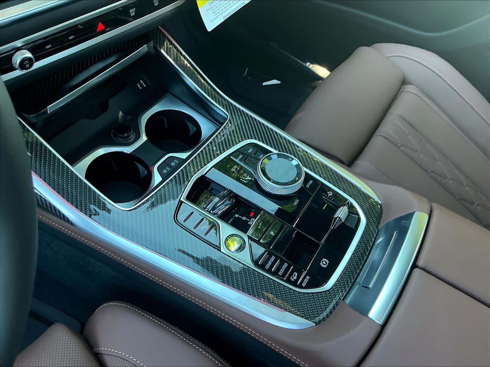 2026 BMW X7 M60i - Photo 10