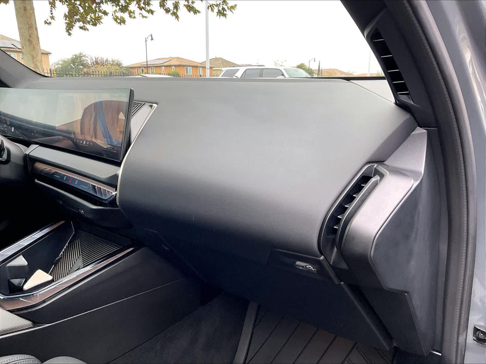 2025 BMW X3 30 - Photo 15