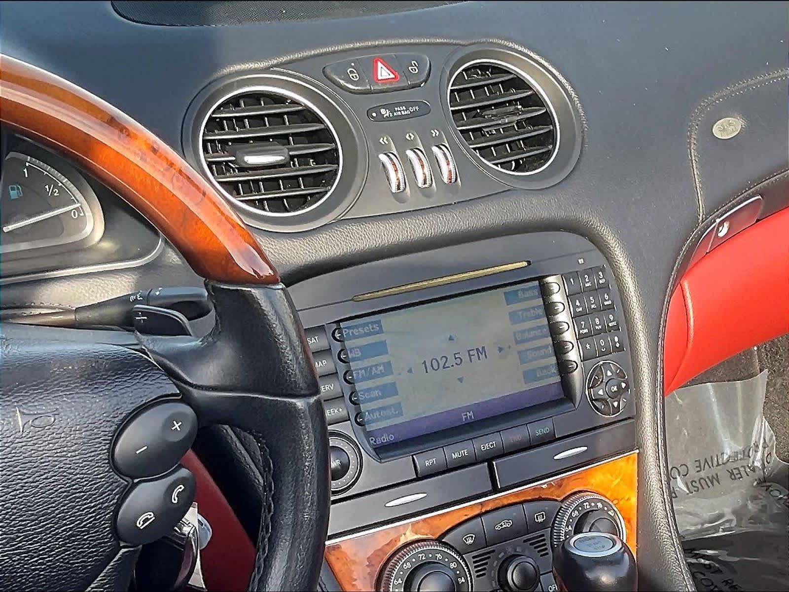 2008 Mercedes-Benz SL550 V8 photo 6