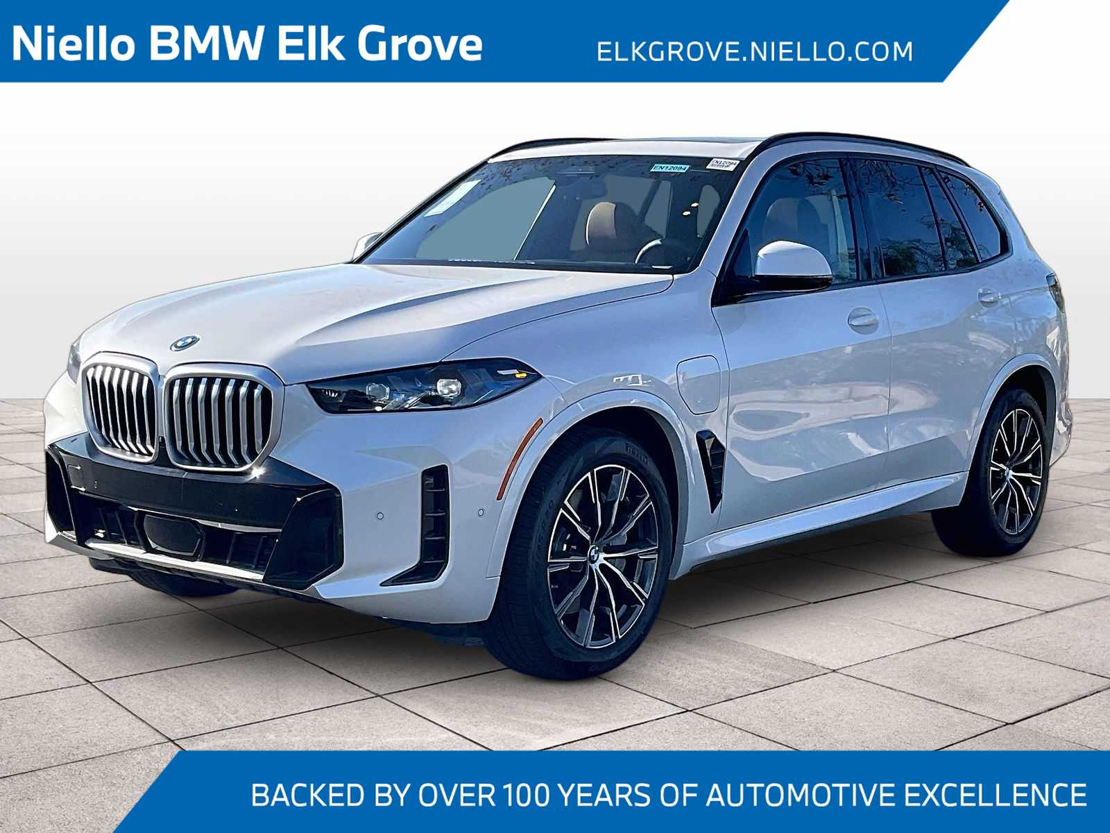 2026 BMW X5 xDrive50e's photo