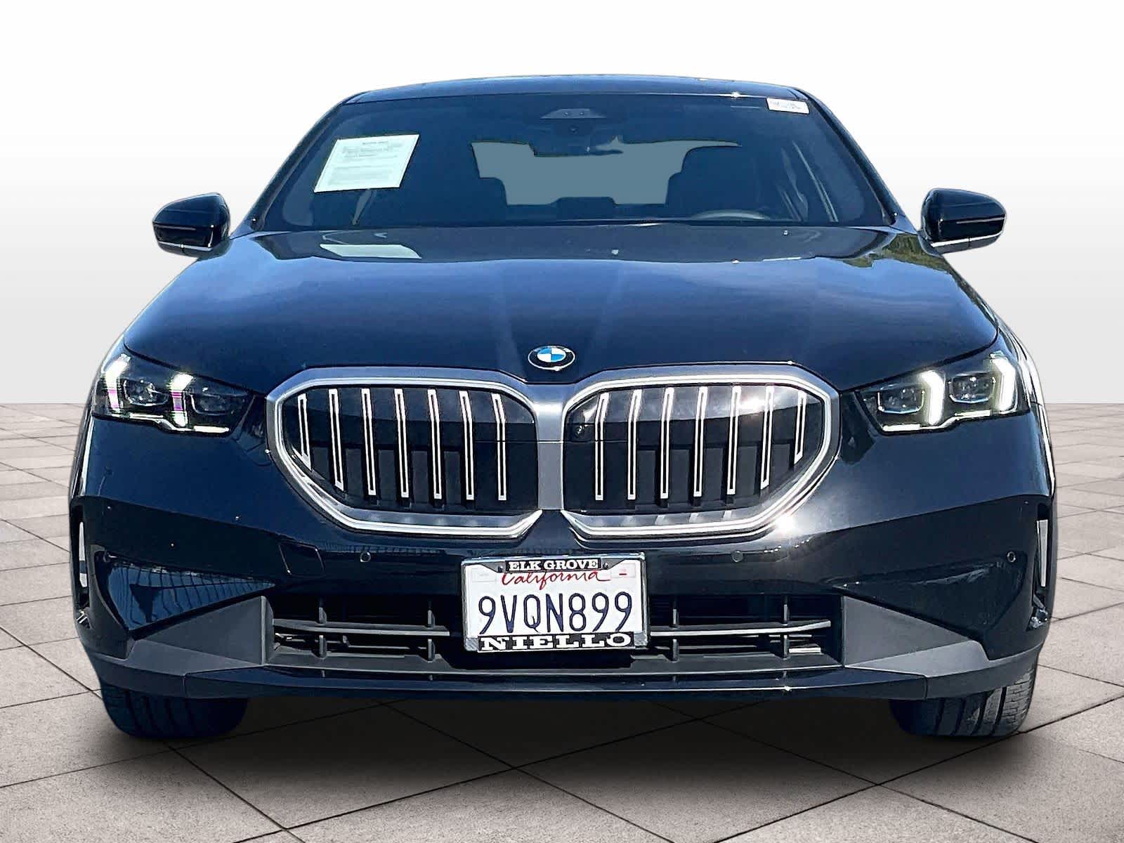 2026 BMW 530i 530i photo 2