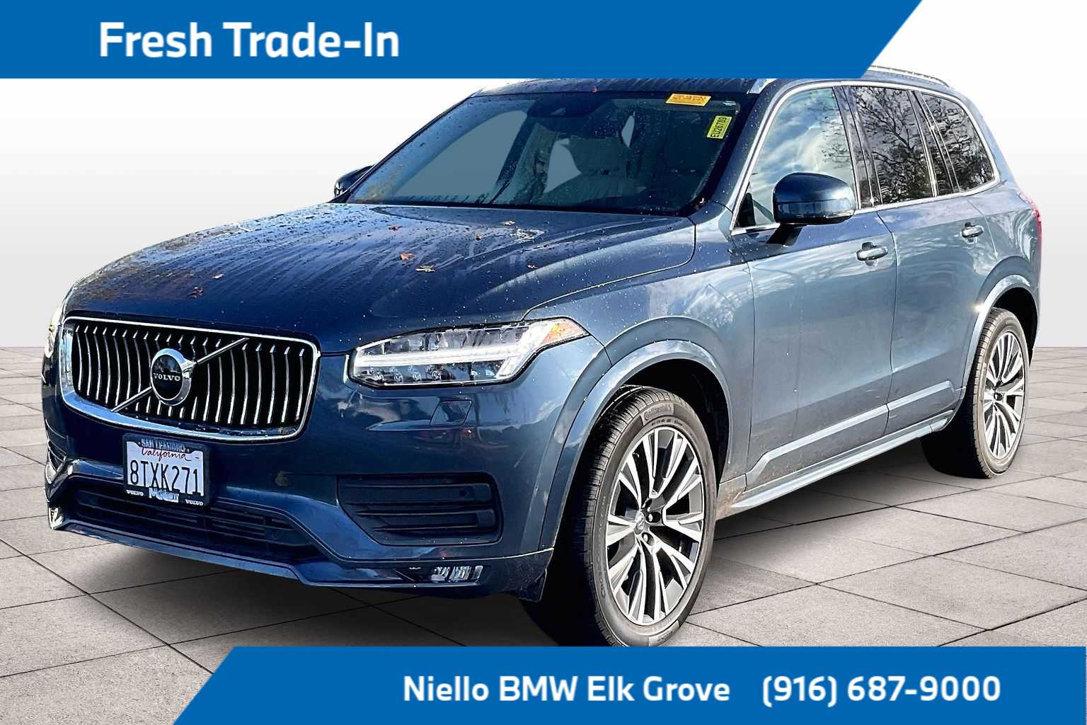 2021 Volvo XC90 Momentum's photo