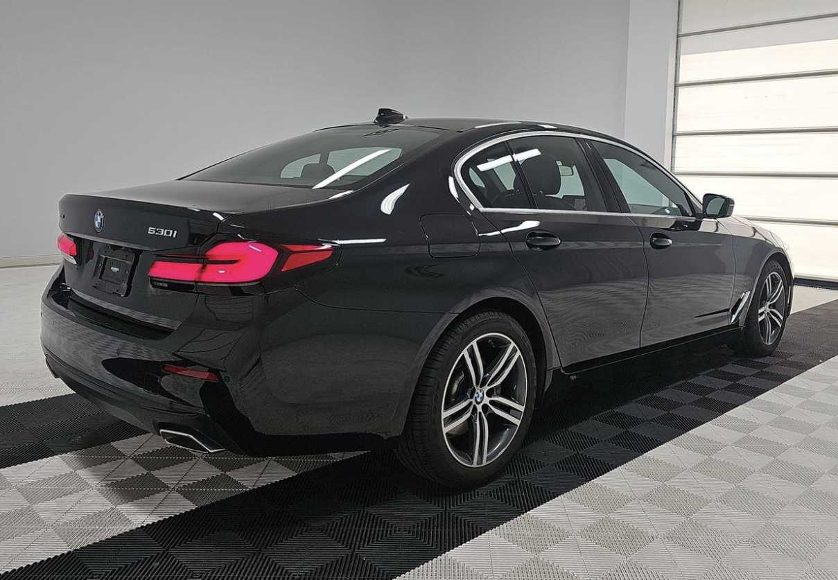 2022 Bmw 530i xDrive photo 3