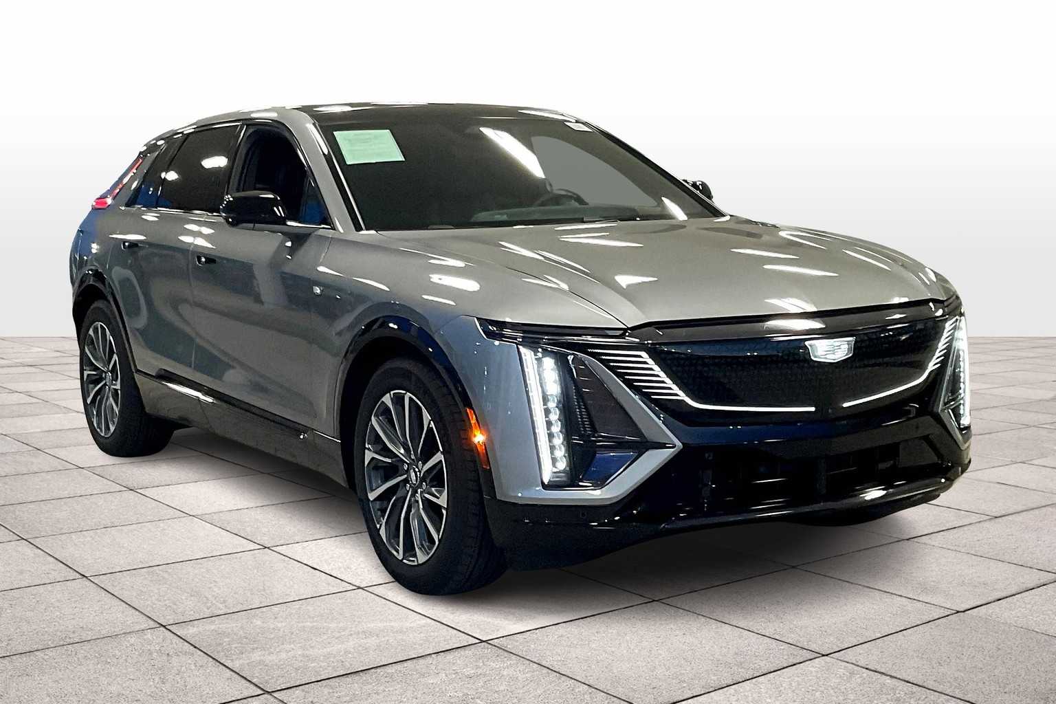 Used 2024 Cadillac LYRIQ Sport 3 with VIN 1GYKPWRL8RZ130597 for sale in Elk Grove, CA