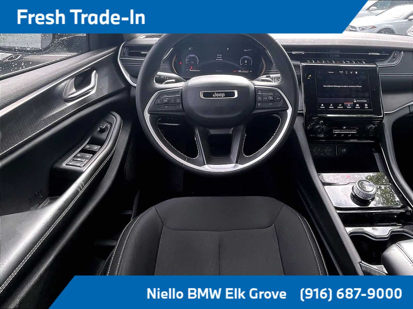 2023 Jeep Grand Cherokee L Laredo photo 4