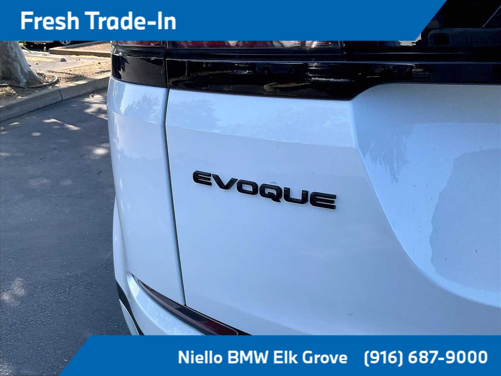 2023 Land Rover Range Rover Evoque S photo 3