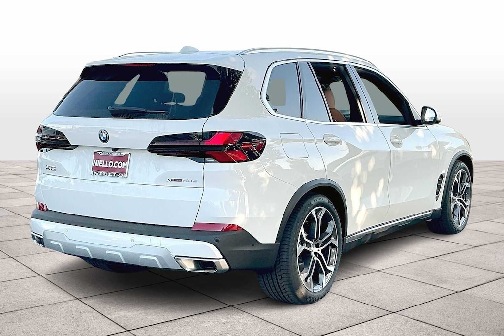 New 2026 BMW X5 xDrive50e Plug-In Hybrid