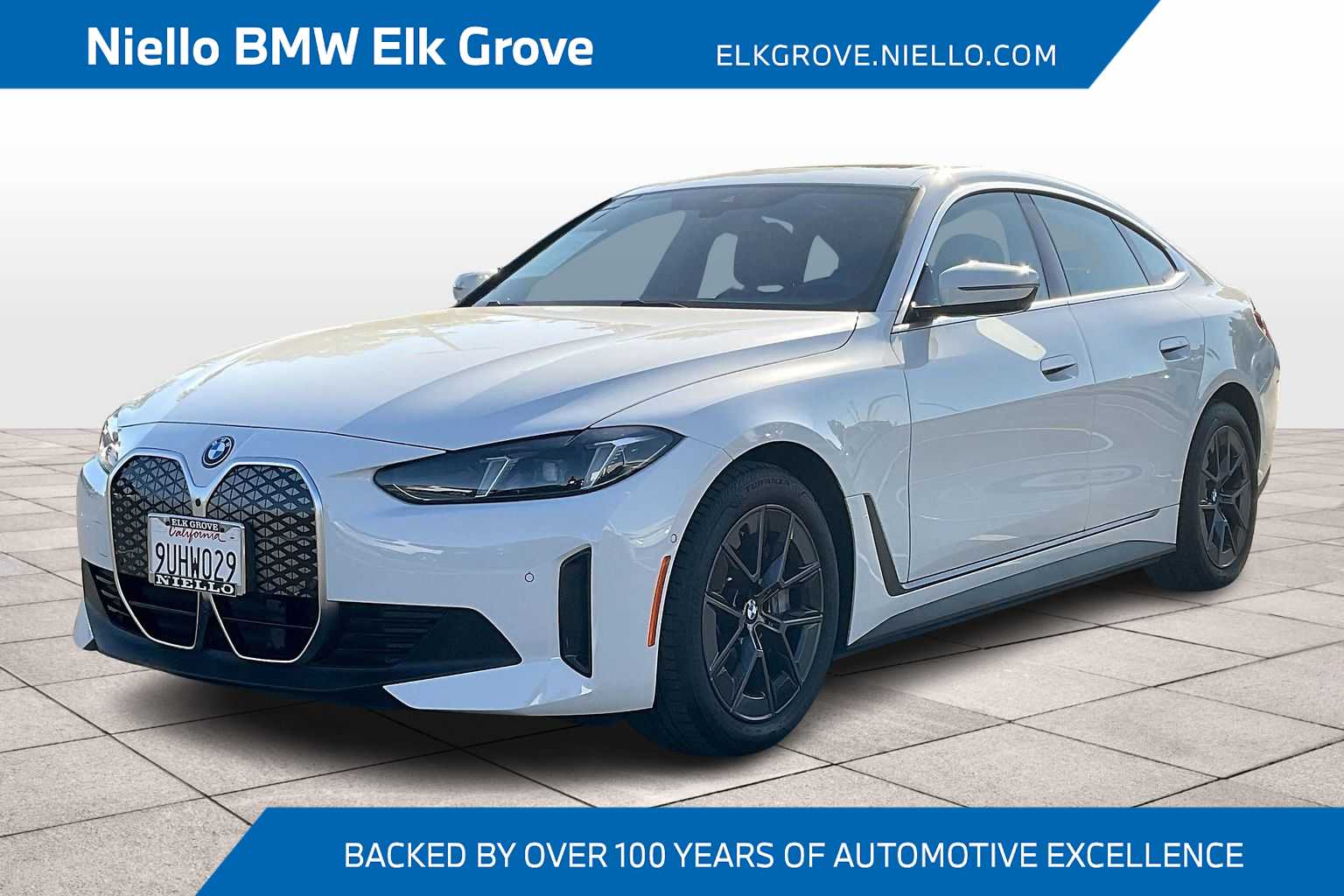 2025 BMW i4 40's photo