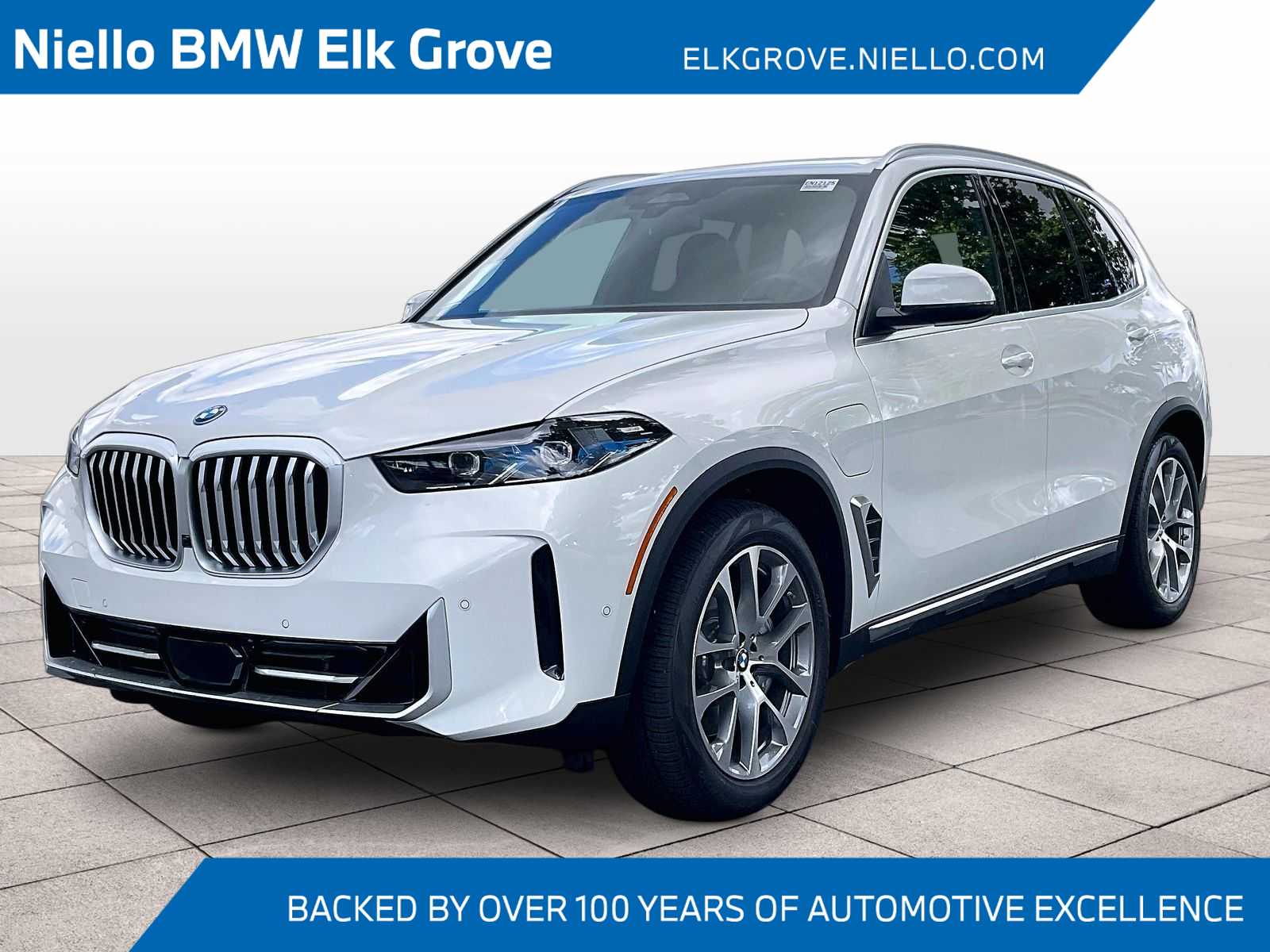 2026 BMW X5 xDrive50e's photo
