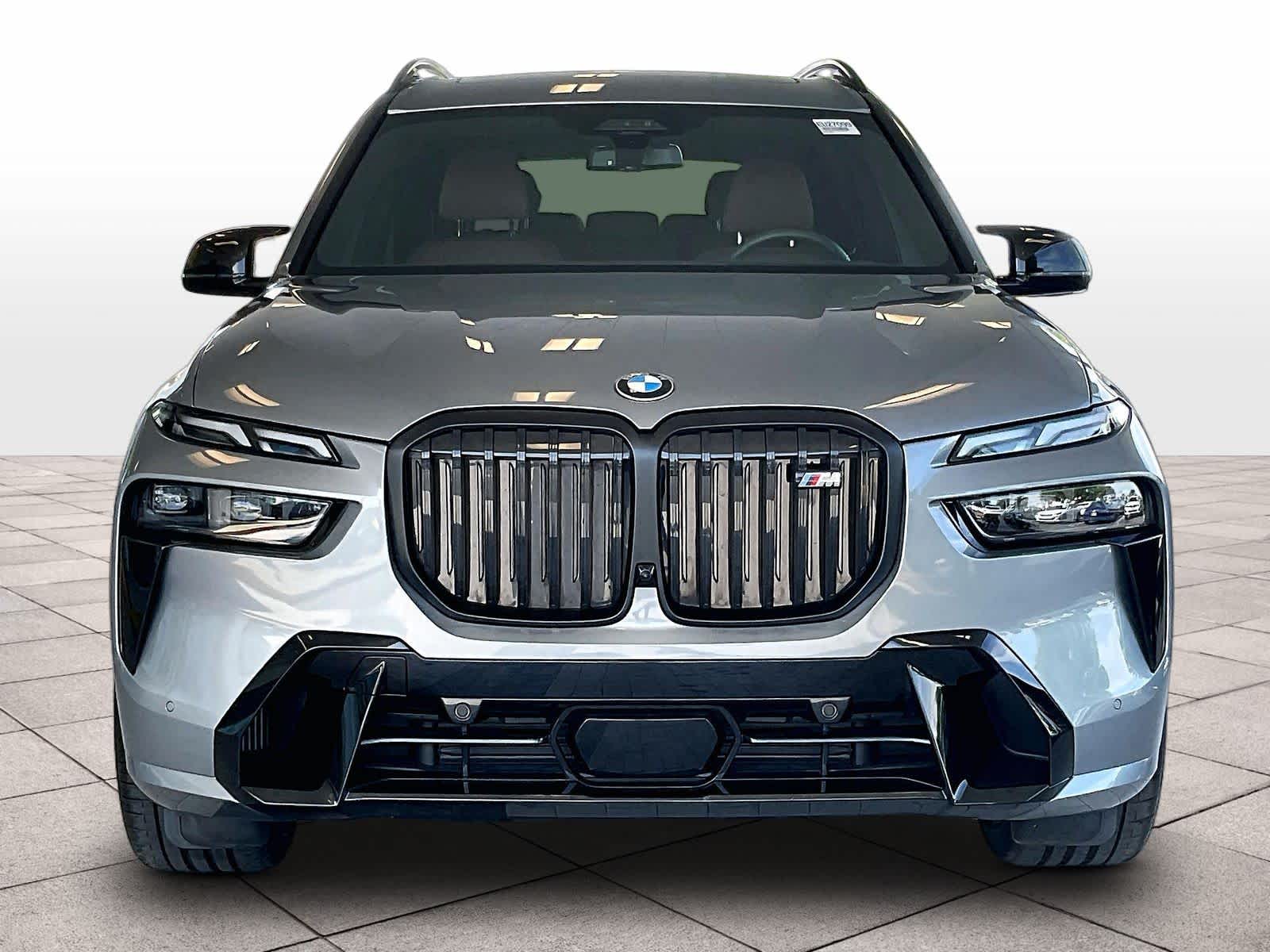 2026 BMW X7 M60i M60i photo 2