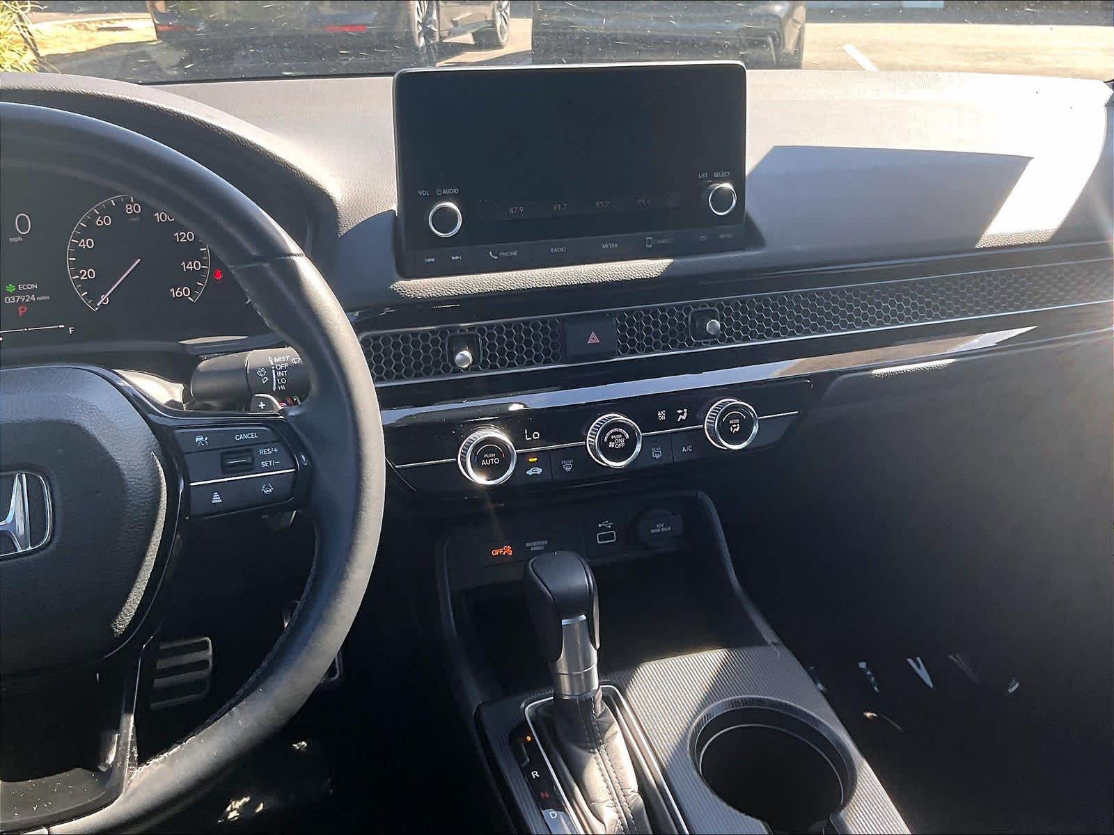 2024 Honda Civic Sport photo 6