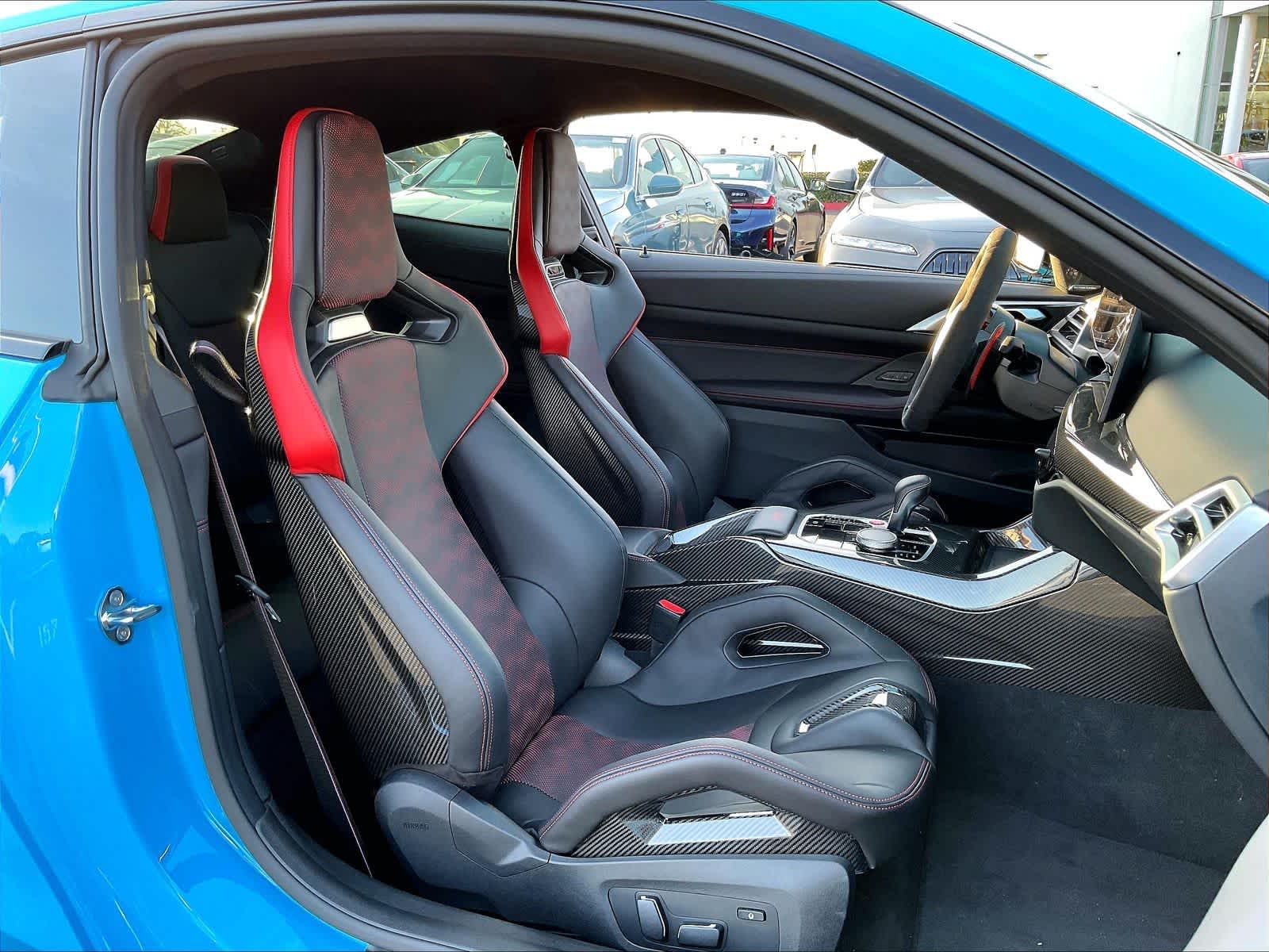 2025 BMW M4 CS photo 3