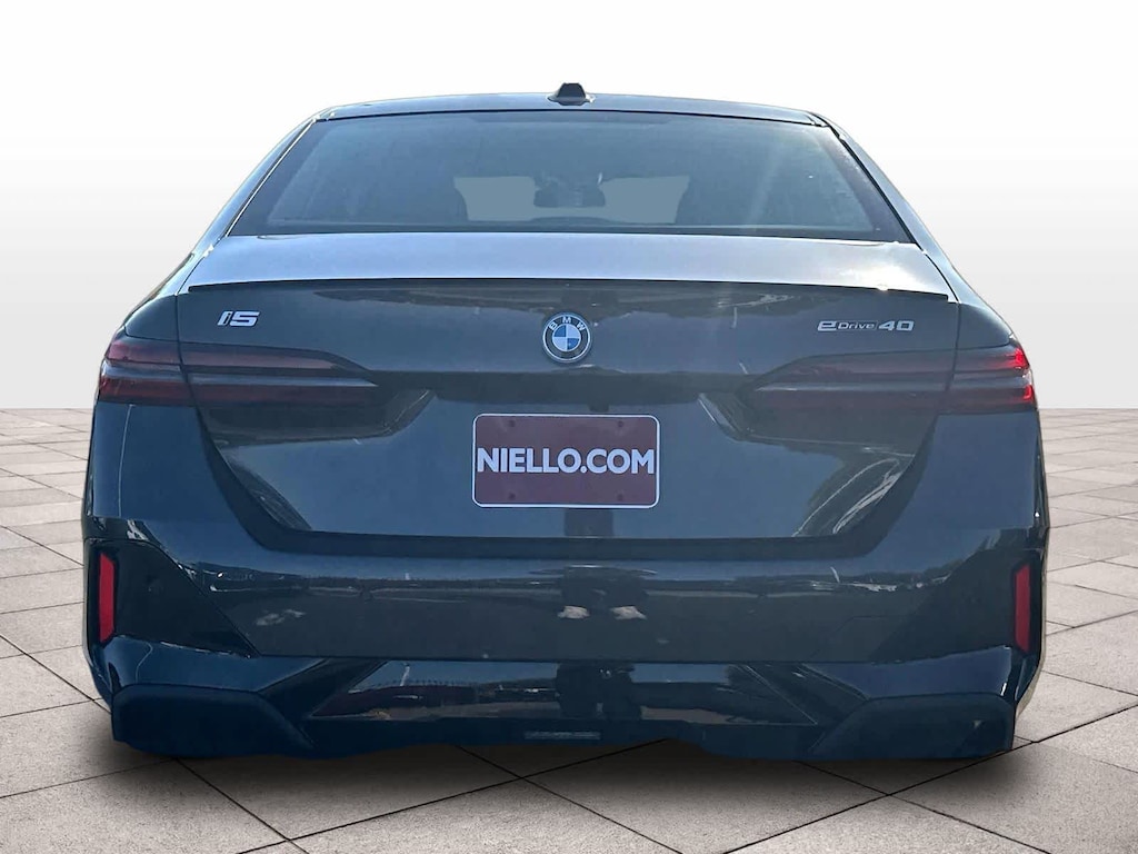 New 2027 BMW i5 eDrive40 Sedan