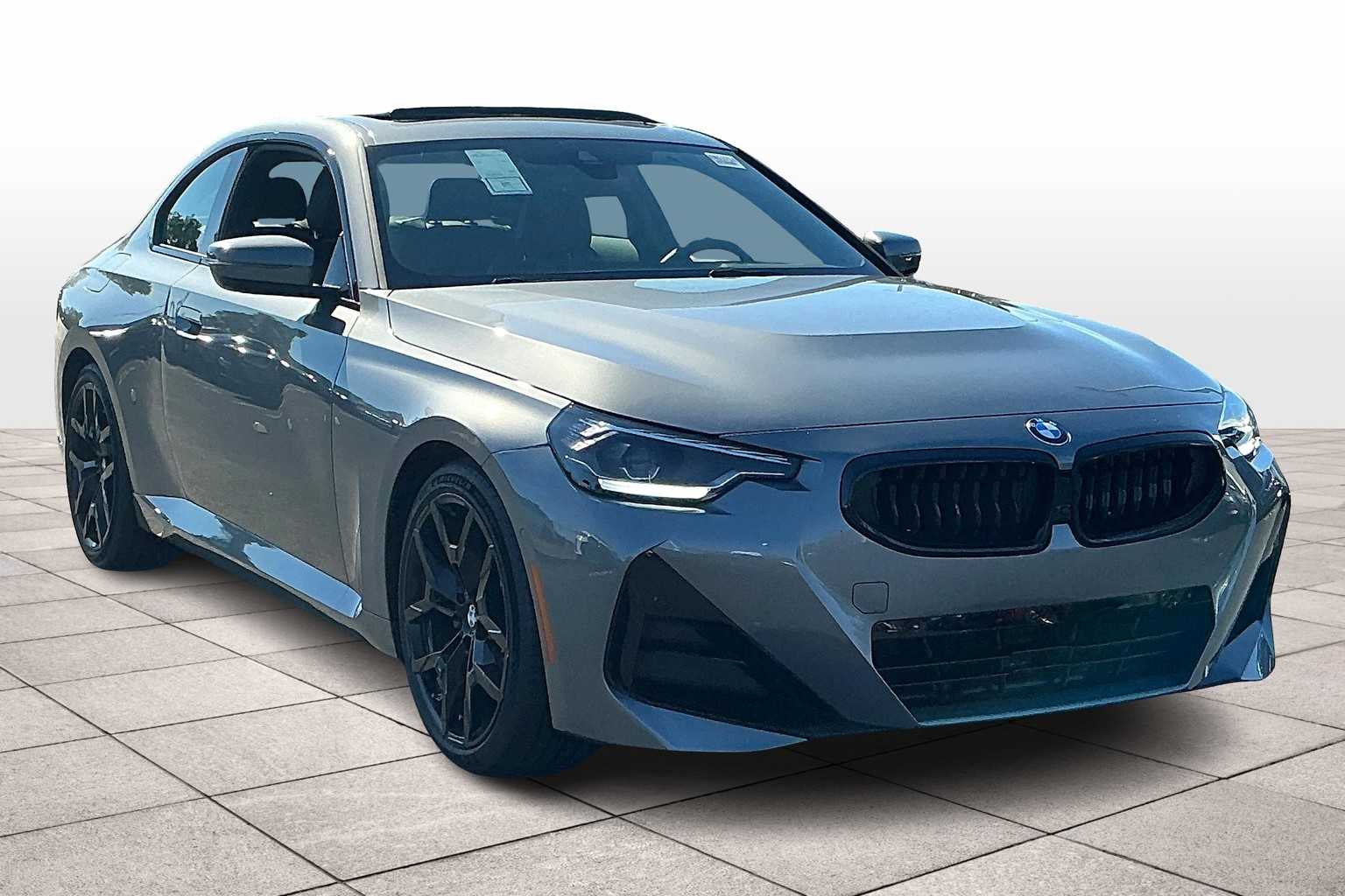 2026 Bmw 230i photo 2