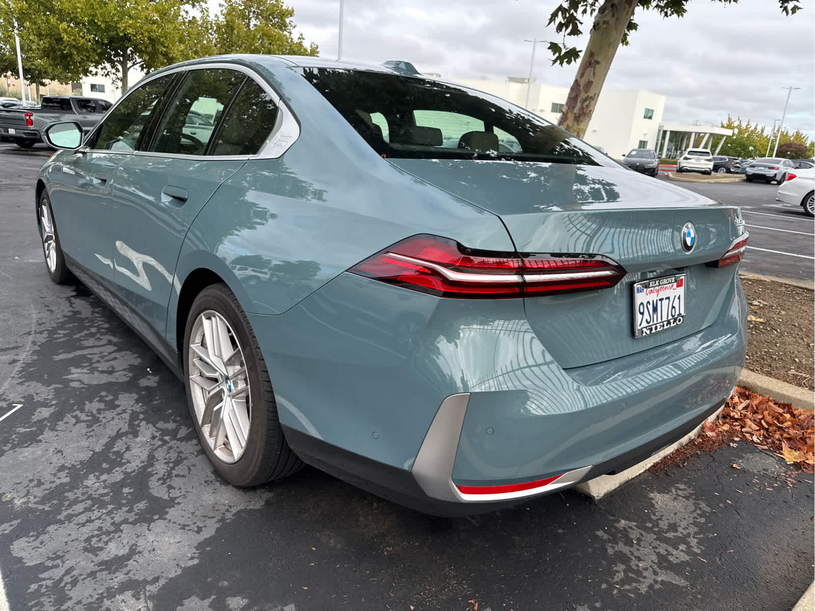 2024 Bmw 530i photo 3