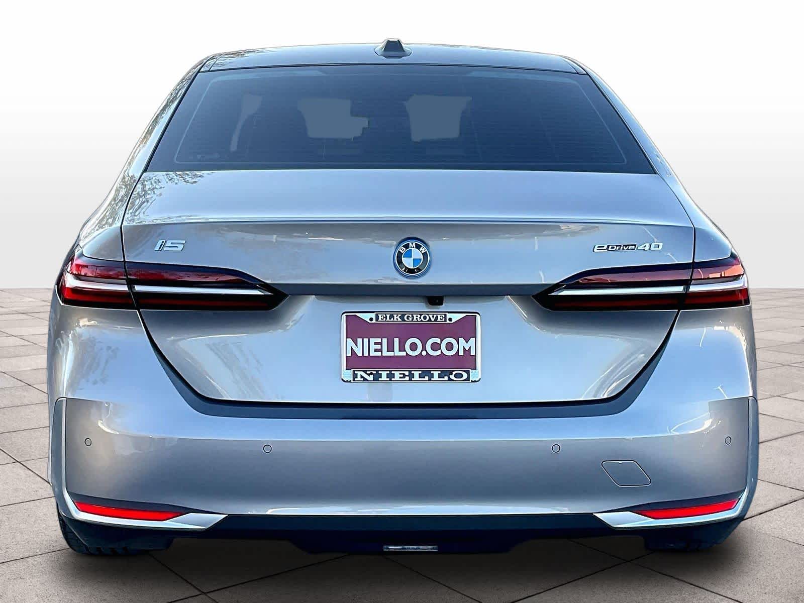 2026 BMW i5 eDrive40 photo 4