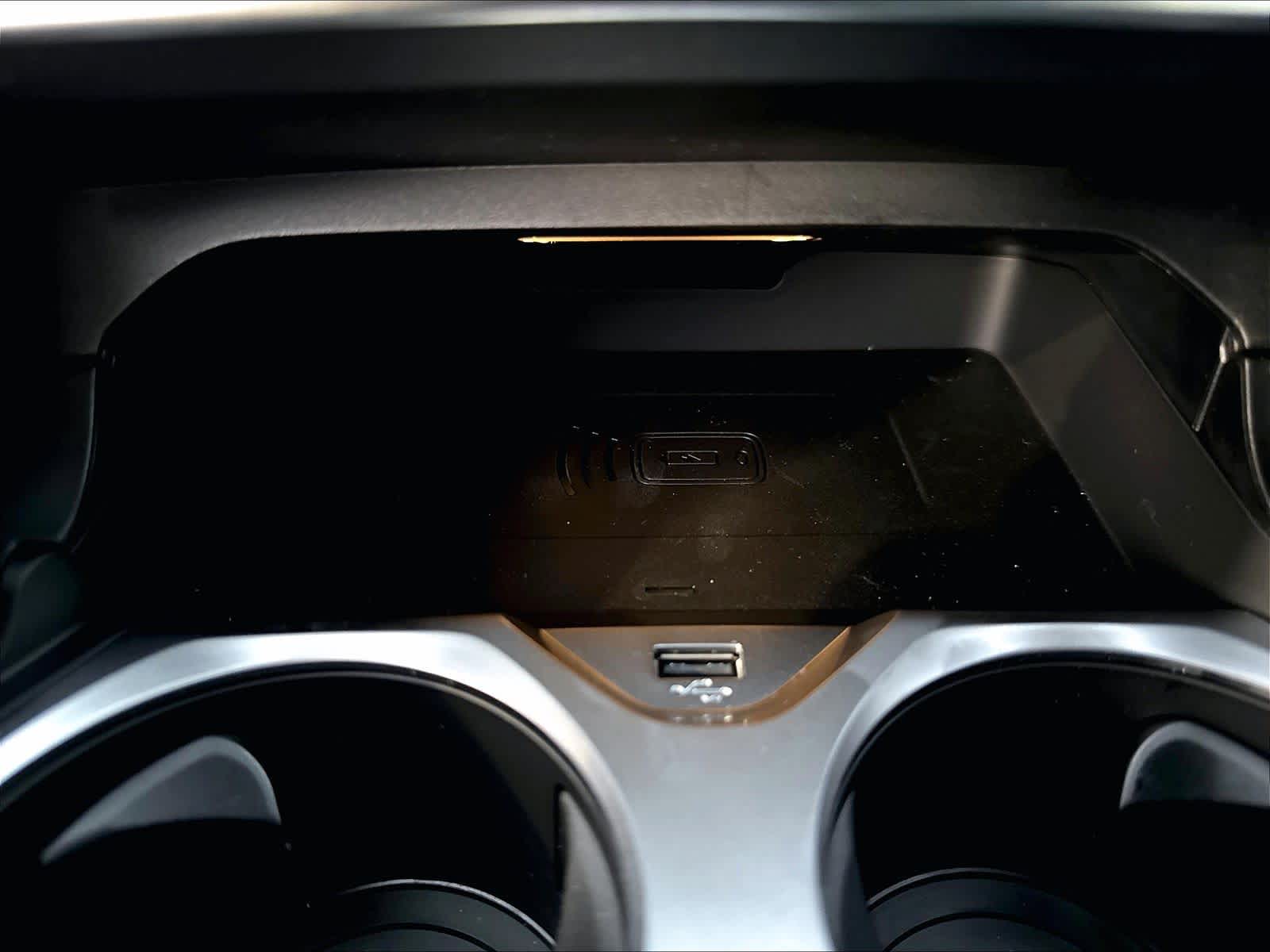 2026 BMW 8 Series 840i - Photo 23