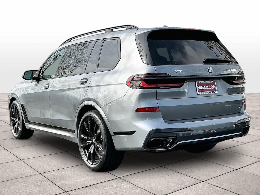 New 2026 BMW X7 M60i M60i Sports Activity Vehicle