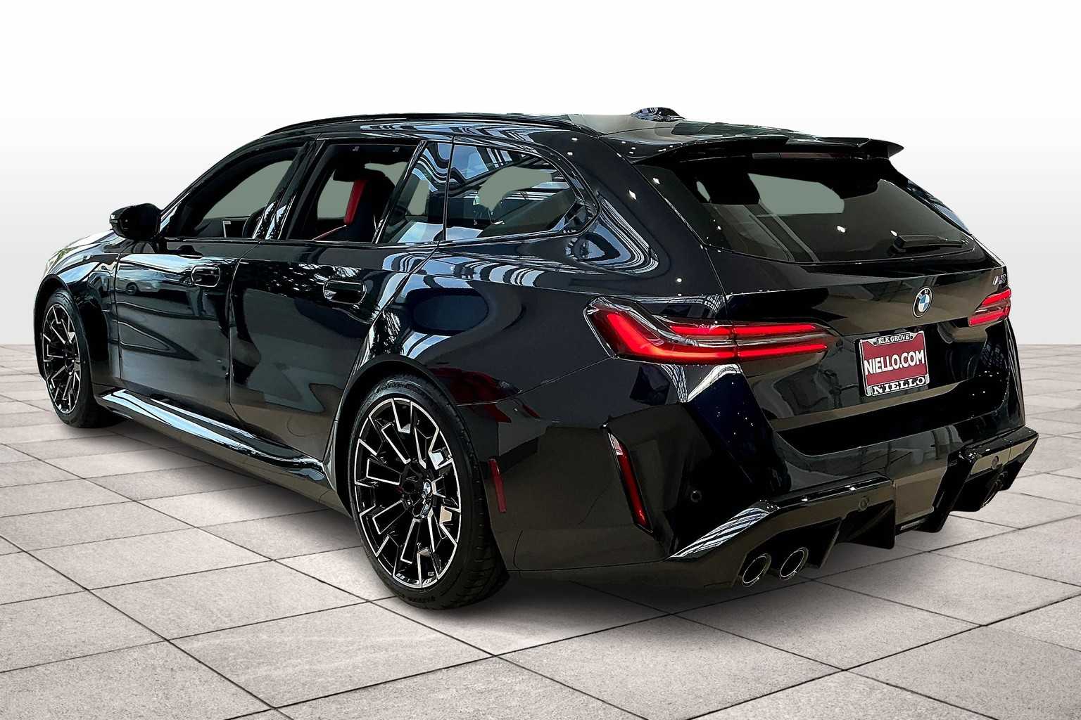 2026 Bmw M5 5 Touring photo 3