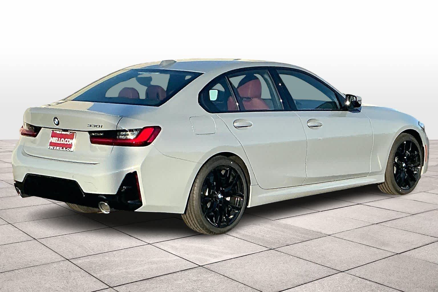 2026 Bmw 330i 3-Series photo 4