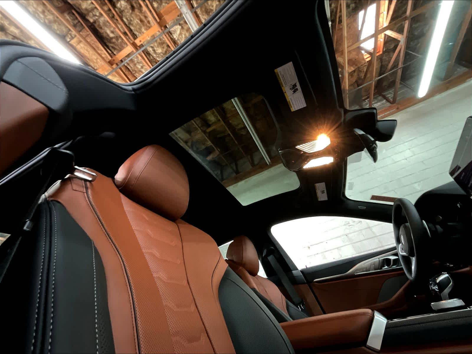 2026 BMW 8 Series 840i - Photo 28